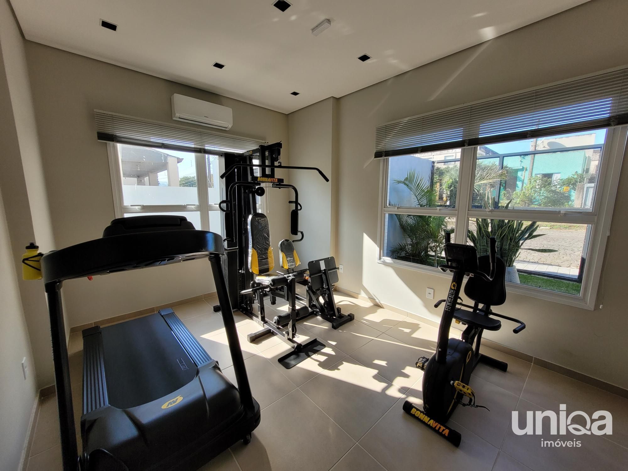 Apartamento 2 dormitórios, com churrasqueira , sacada e garagem