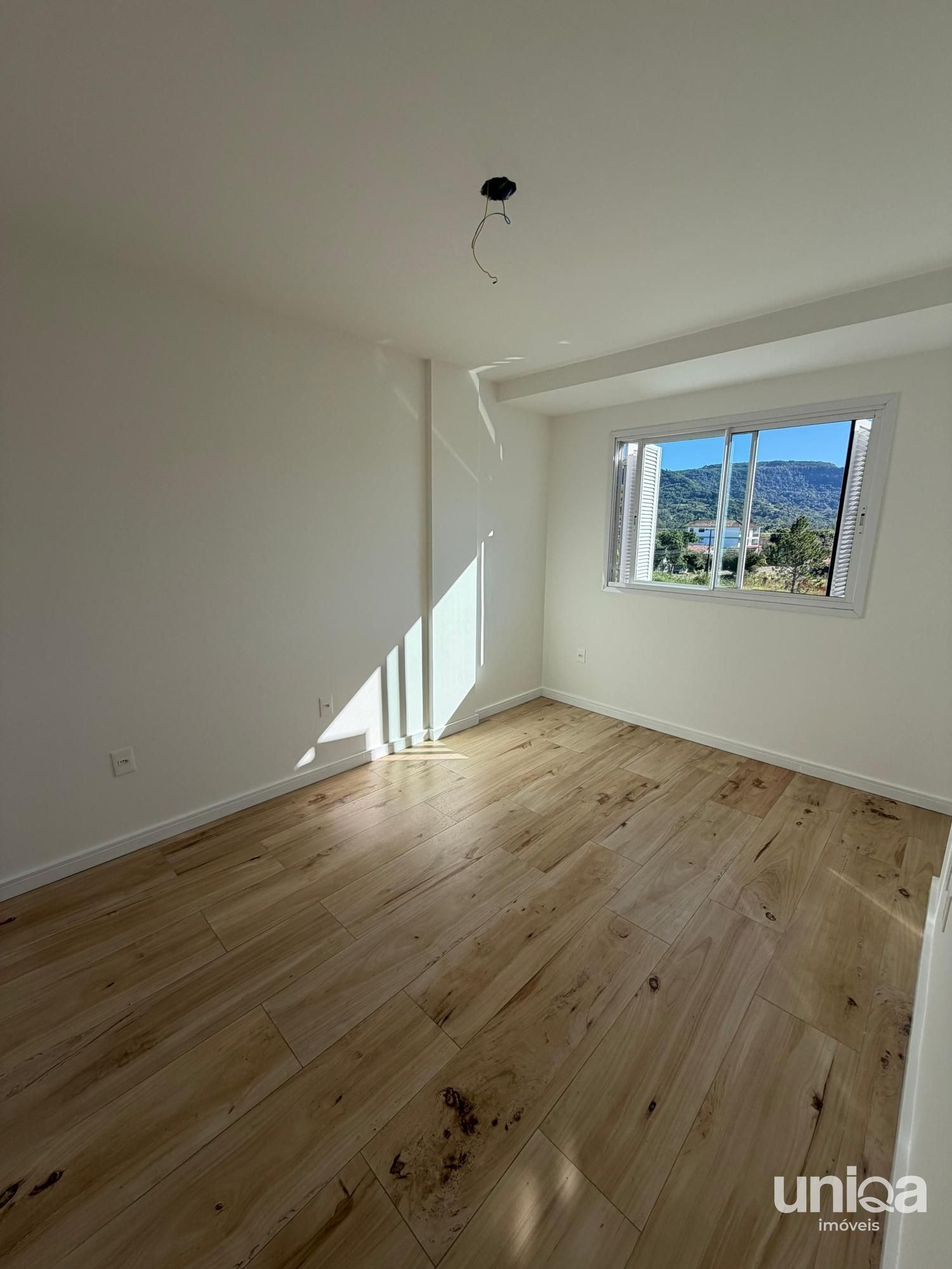 Apartamento 03 dormitórios suíte churrasqueira 02 vagas de garagem ed Sonho Real