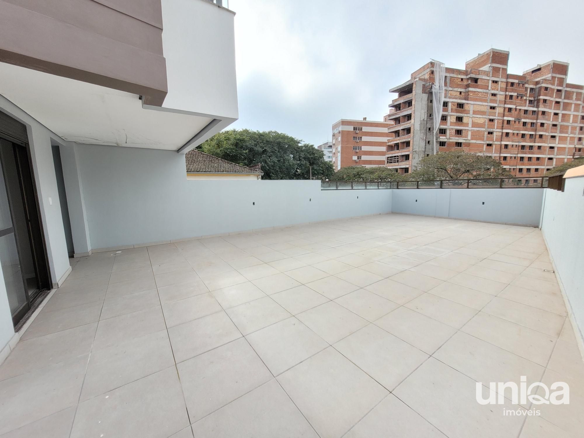 Apto para venda em Santa Maria 2 Dorm 2 garagens Elevador Ed Bernadete Tambara
