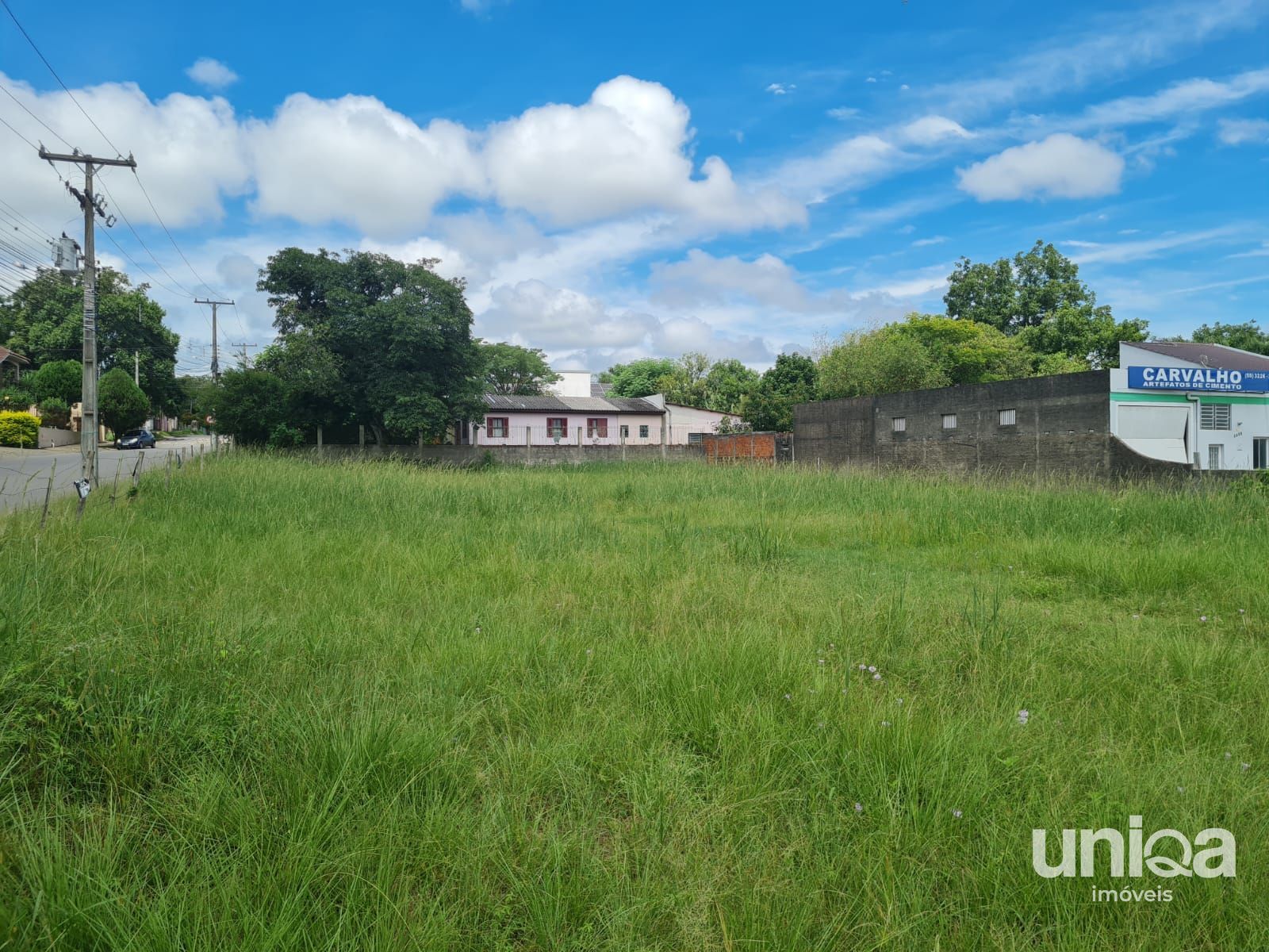 Terreno para venda de esquina com 1.864m2 na Avenida Prefeito Evandro Behr em Sa