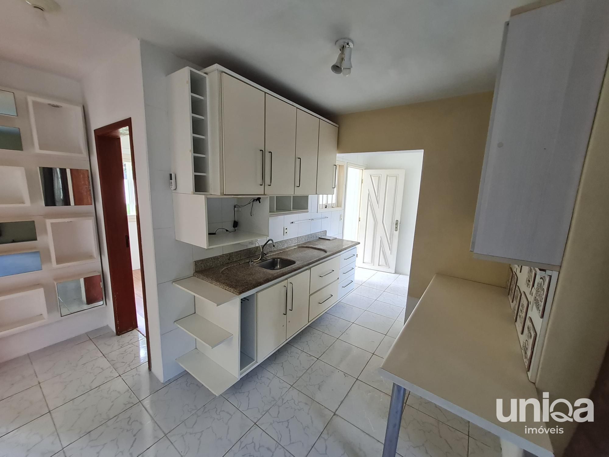 Casa 02 dormitórios para venda no Residencial Madre Paulina em Santa Maria