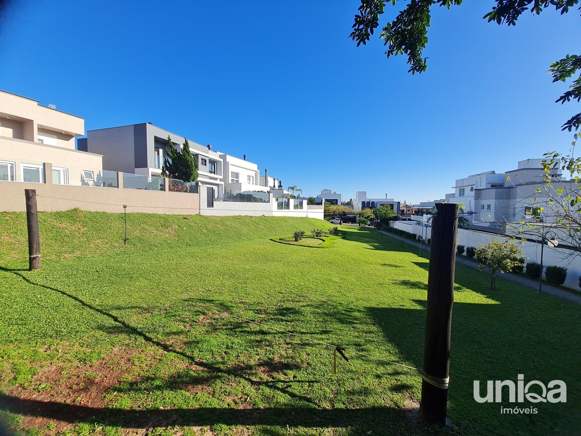 Casa alto padrão para venda condomínio fechado Pq das Oliveiras em Santa Maria