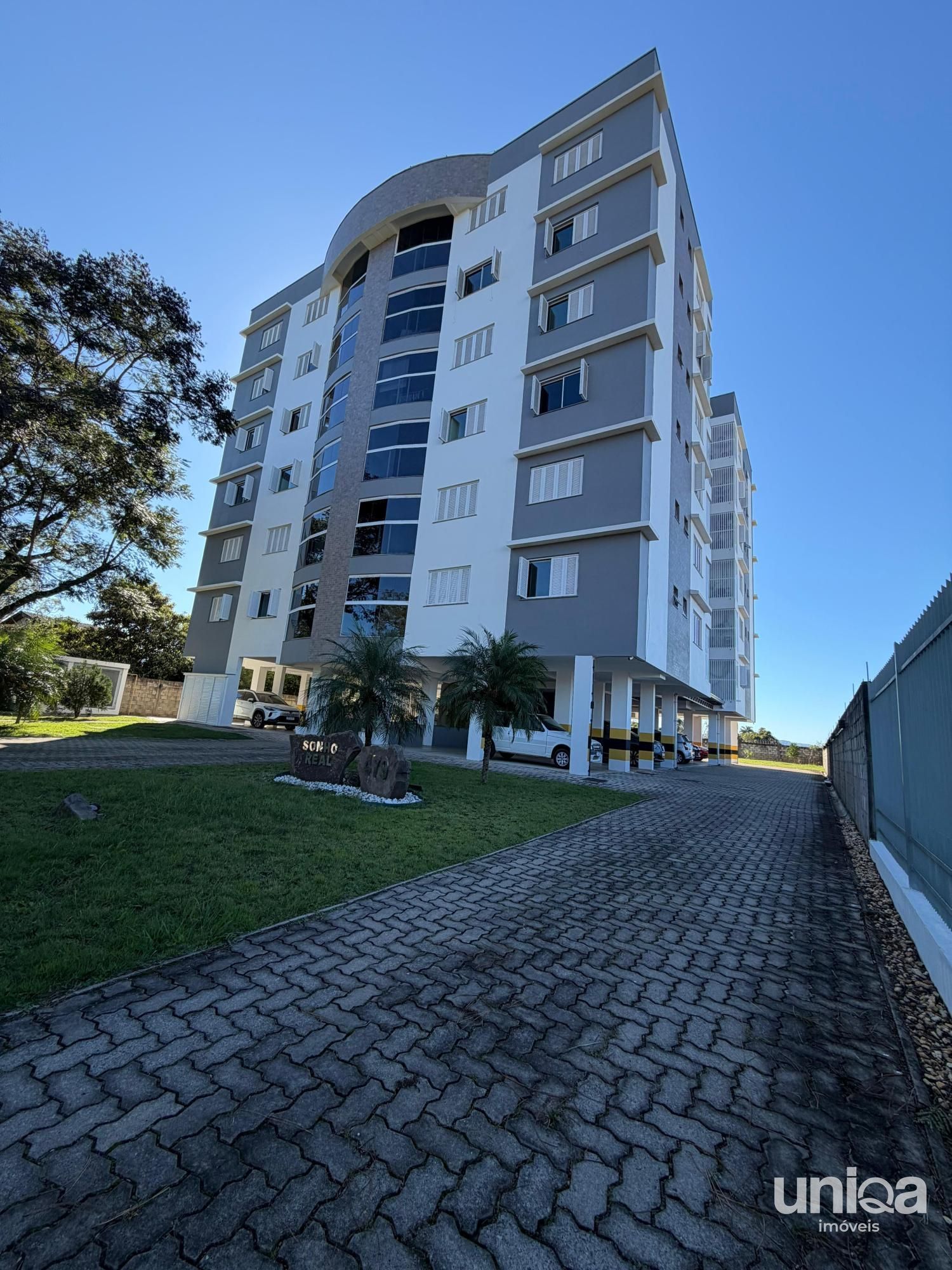 Apartamento 03 dormitórios suíte churrasqueira 02 vagas de garagem ed Sonho Real