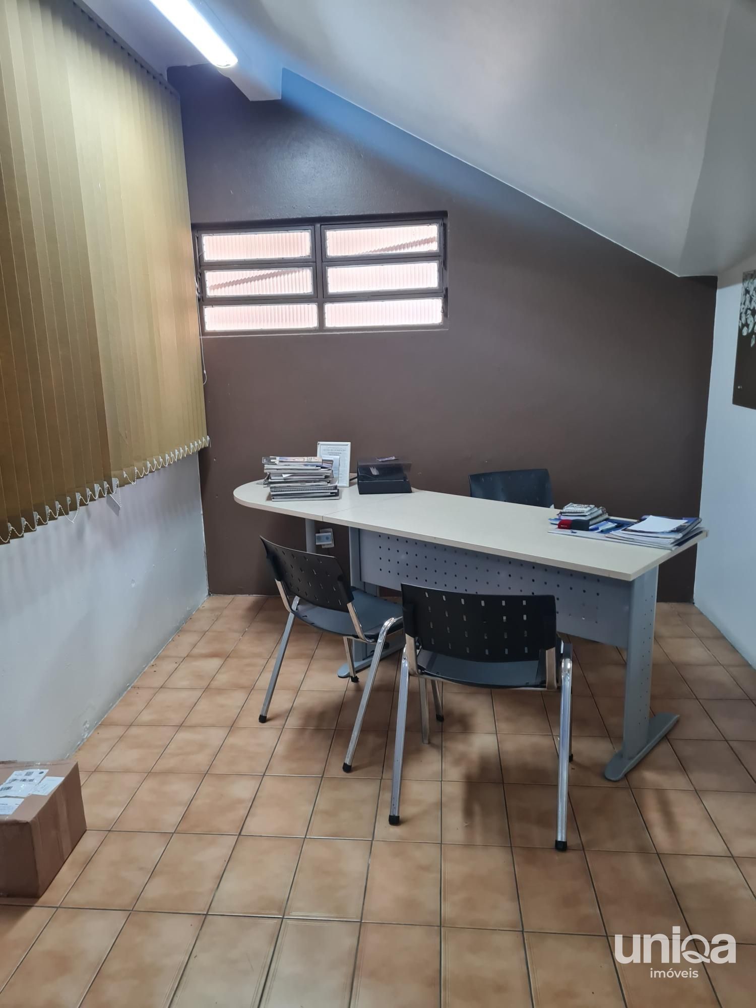 Sala comercial térrea com 49,28m2 privativos no ed Ville Neuve