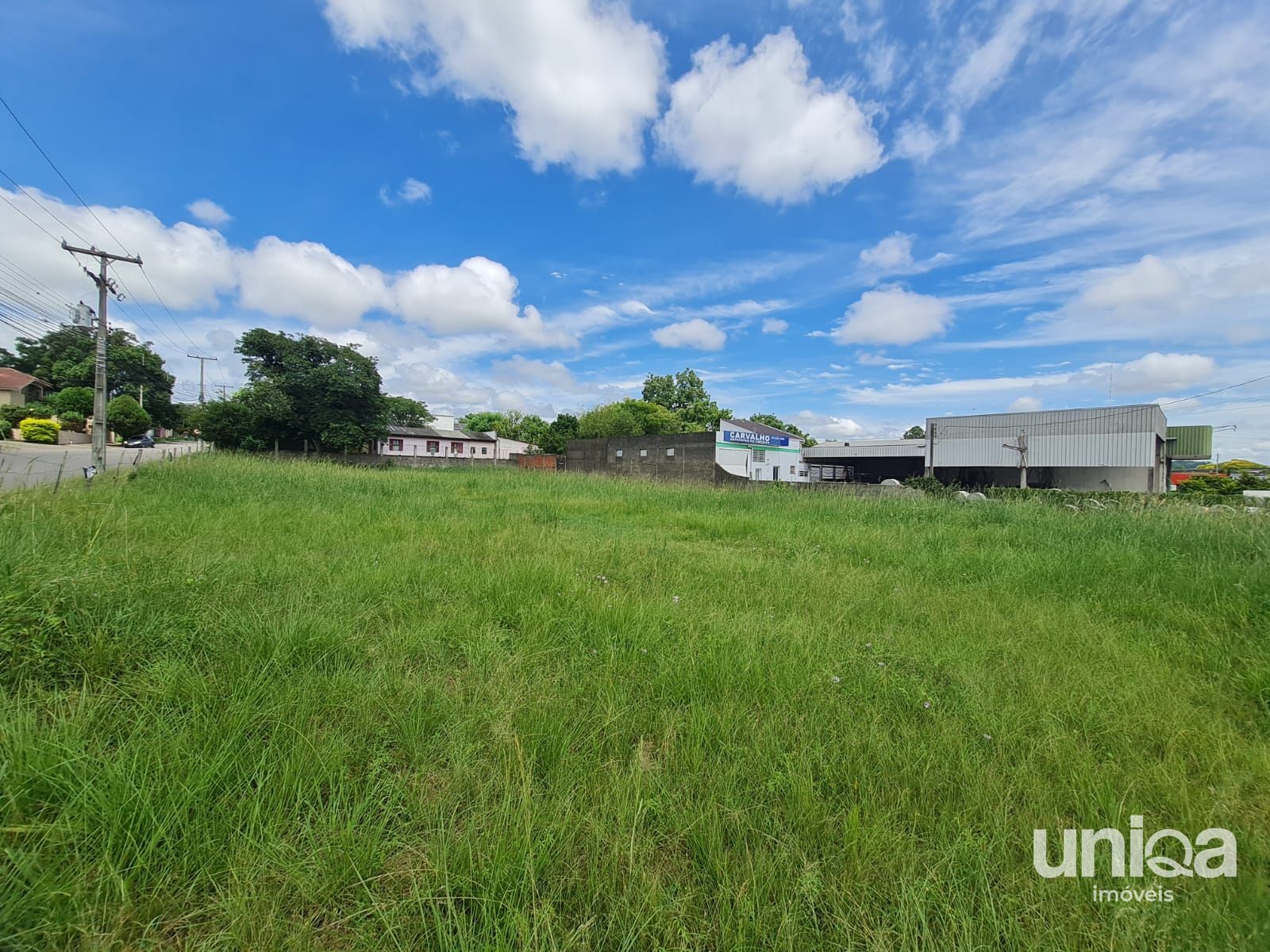Terreno para venda de esquina com 1.864m2 na Avenida Prefeito Evandro Behr em Sa