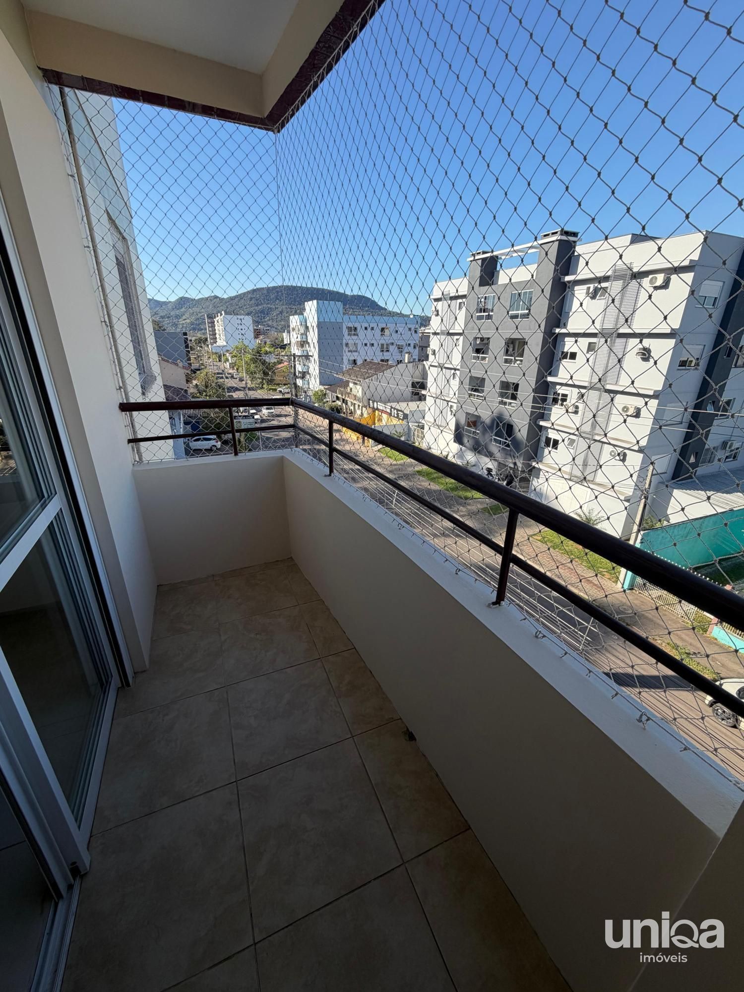 Apto 02 quartos Mobiliado com elevador e garagem ed Solaris em Camobi - foto 9