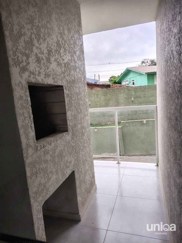 Alugo apto 02 dormitório, sacada, churrasqueira e garagem.