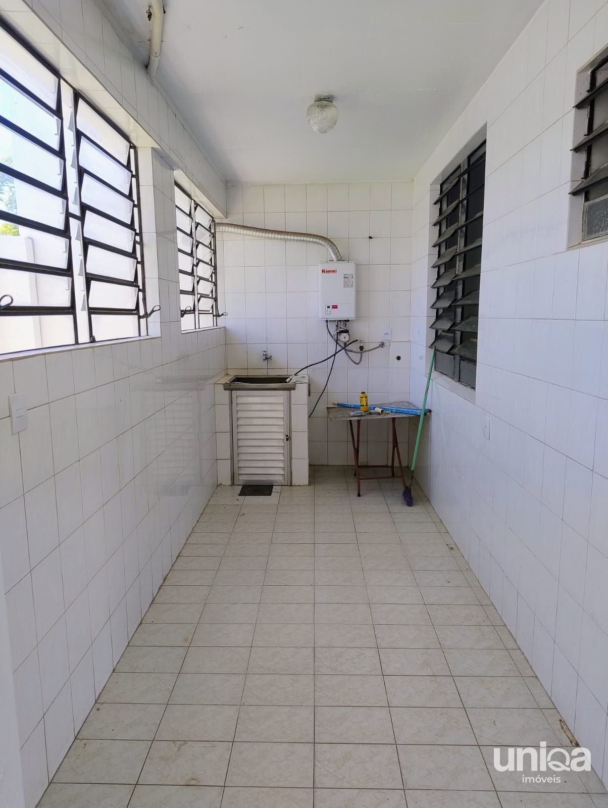 Casa para venda e locação no São José com 03 dormitórios