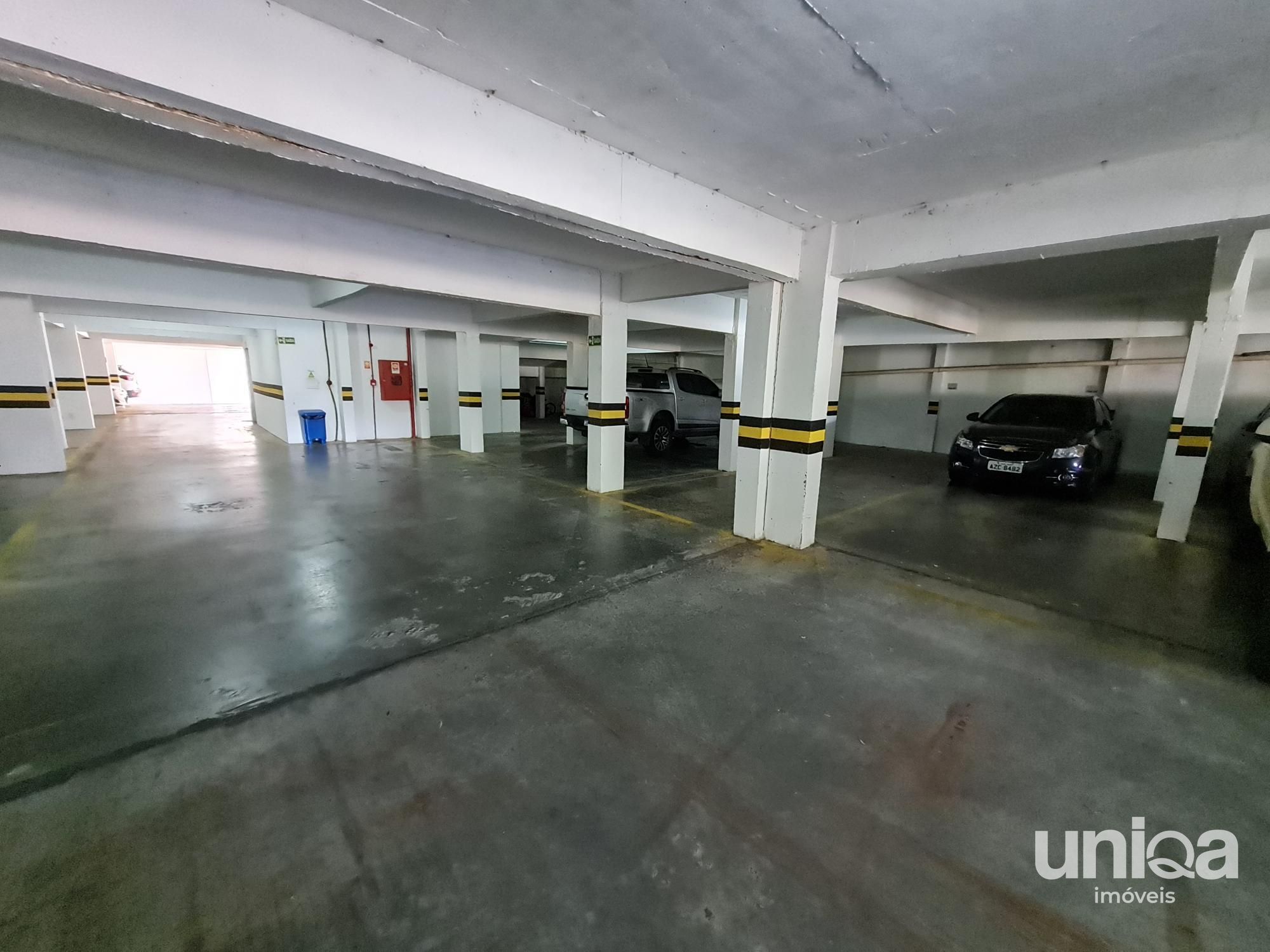 Apartamento de 02 dormitório Mobiliado no ed Torre de Vicenza em Santa Maria