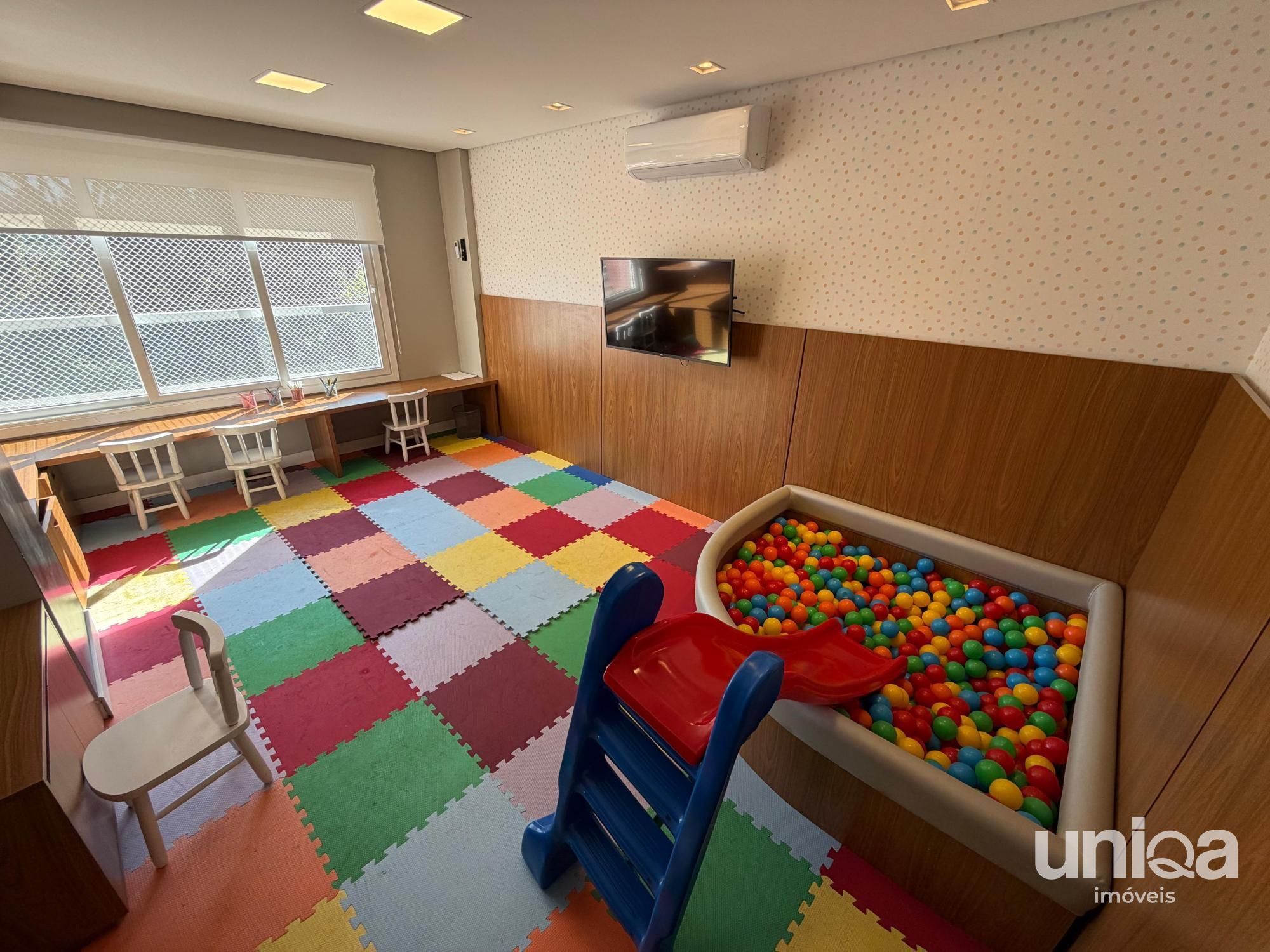 Apartamento 03 suítes a venda no centro de Santa Maria RS no ed Castro Alves