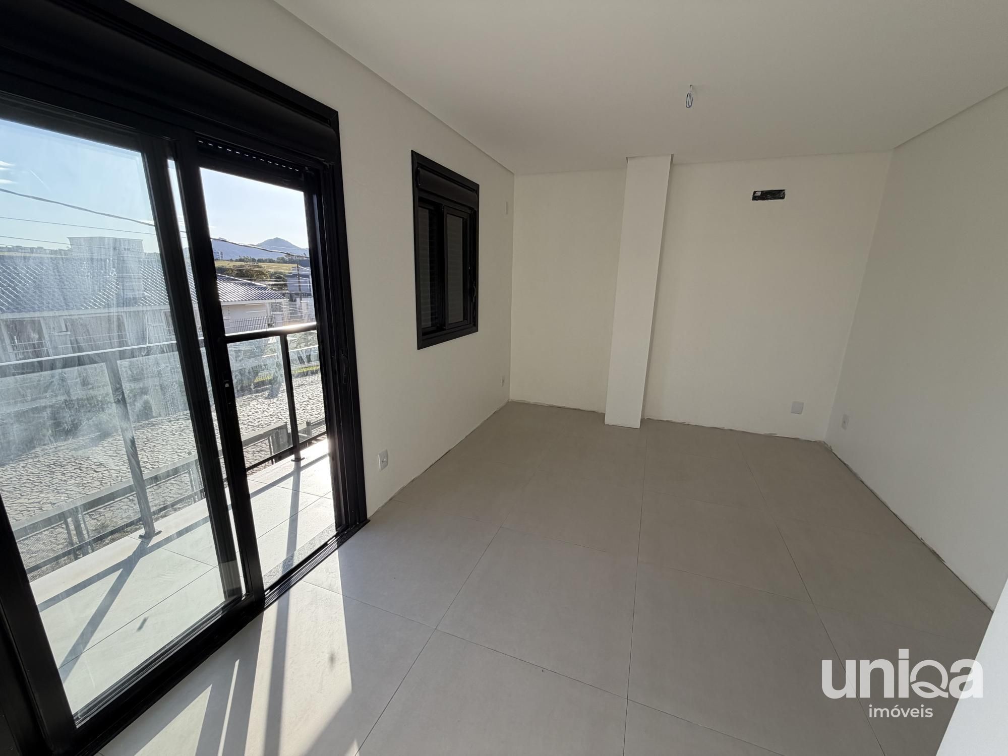 Casa nova 03 dorm piscina lareira para venda no Parque Santa Lúcia em Camobi