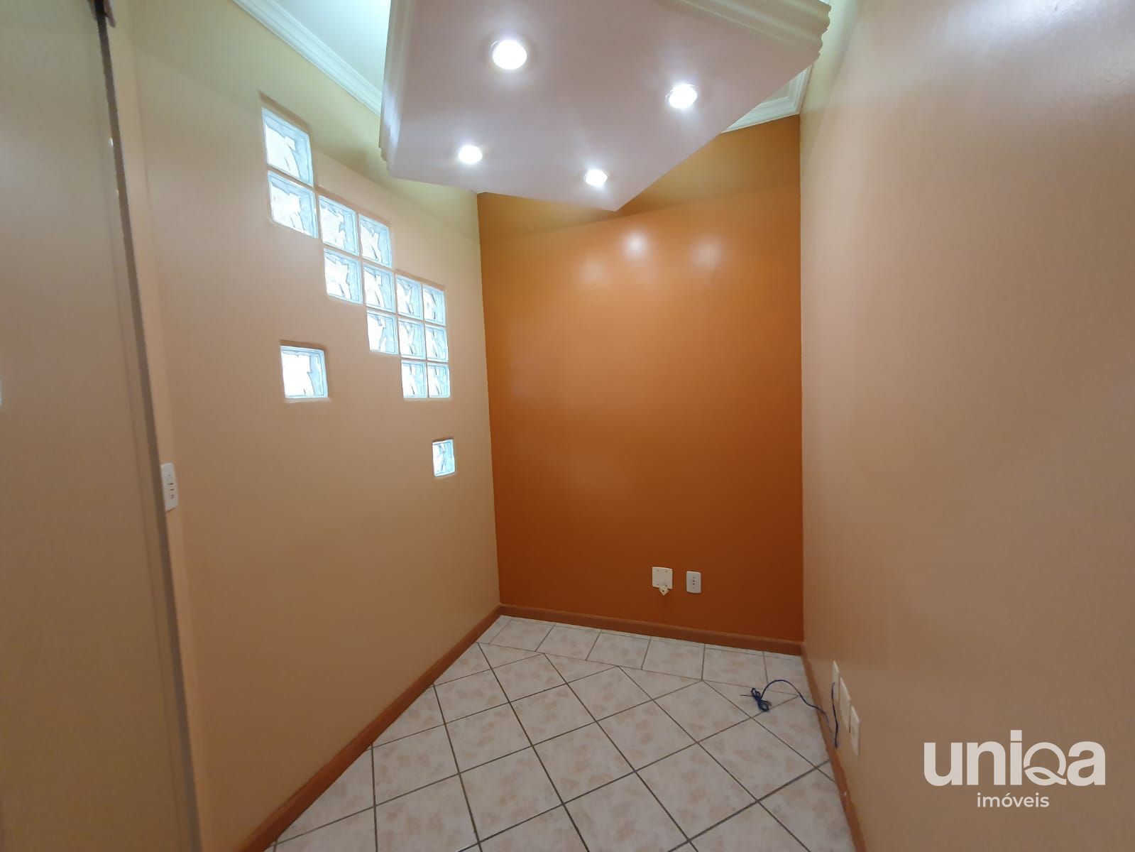 Sala Comercial para consultórios no centro de Santa Maria-RS