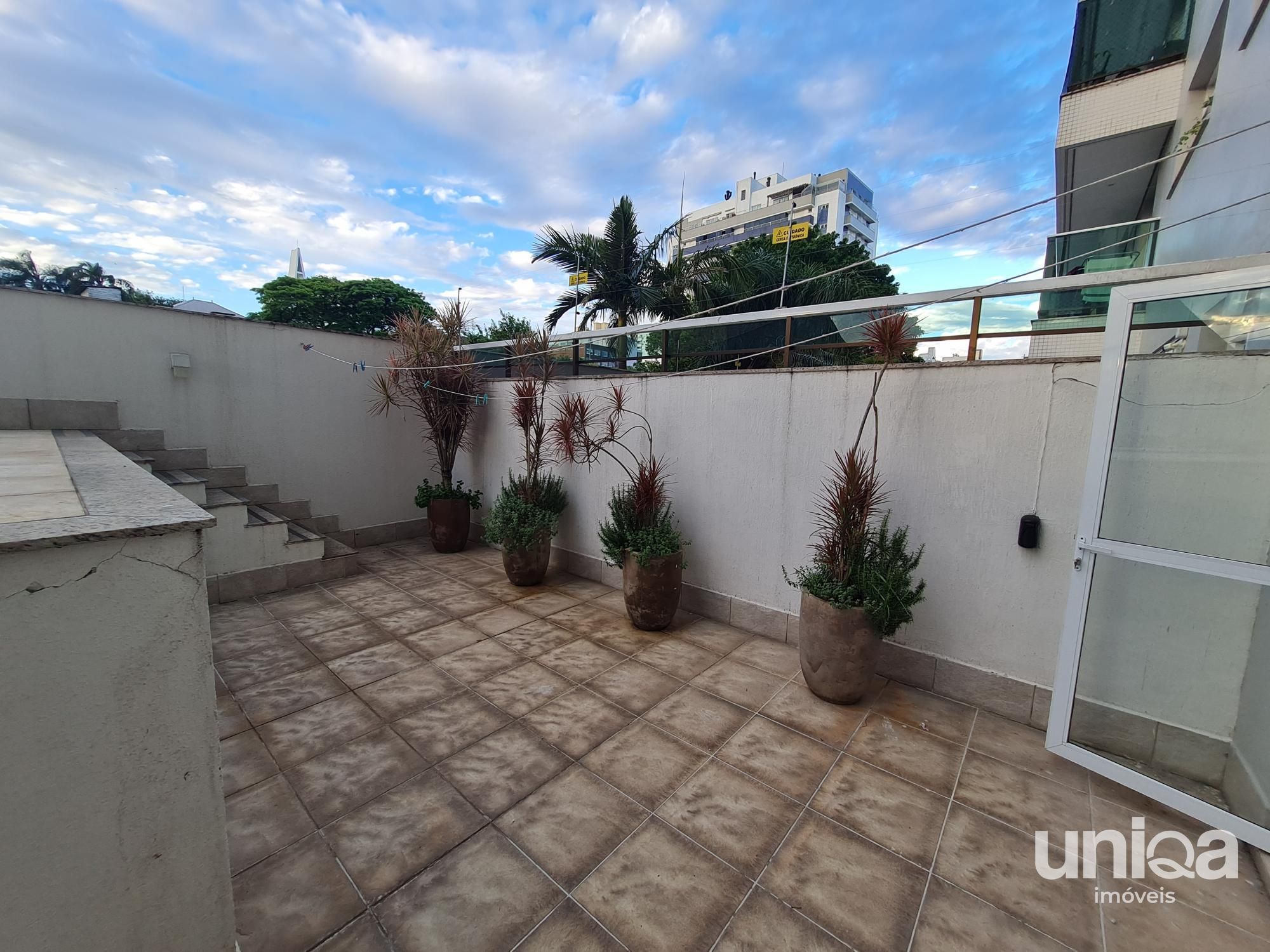 Apartamento LUXO para venda no Crystal Palace em Santa Maria