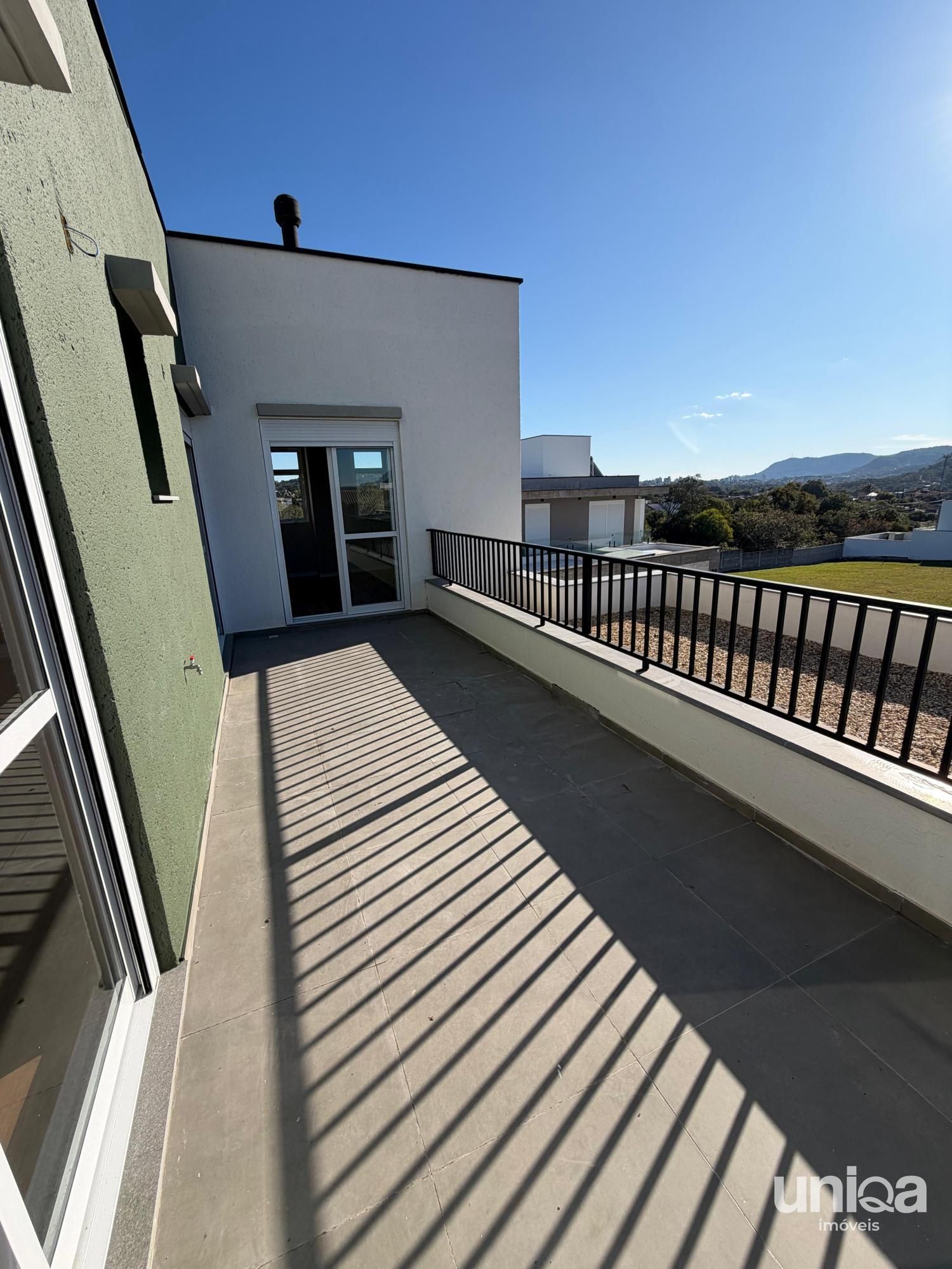 Casa 182m2 03 quartos, suíte garagem 02 carros Cond Villa Leona bairro São José