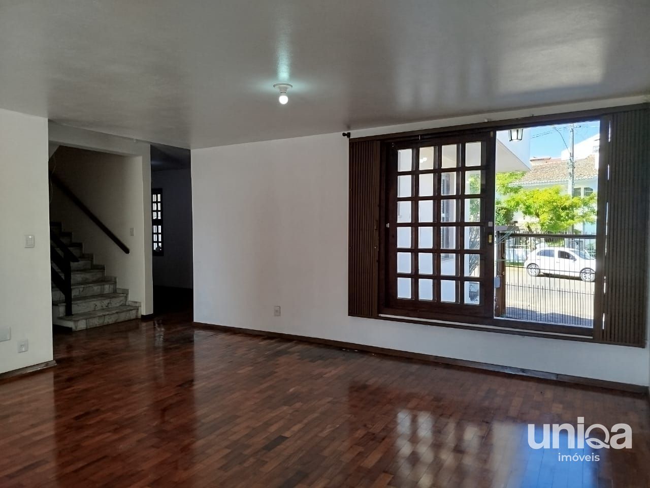 Casa para venda e locação no São José com 03 dormitórios