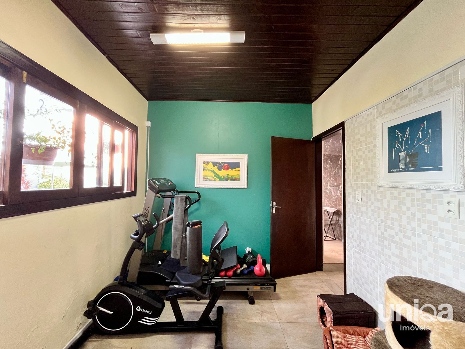 Casa 03 dormitórios com piscina para venda em Santa Maria