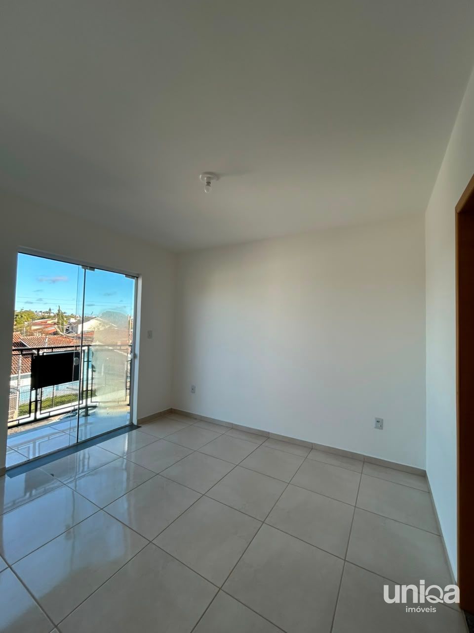Apartamento 02 dormitórios Suíte Garagem em camobi