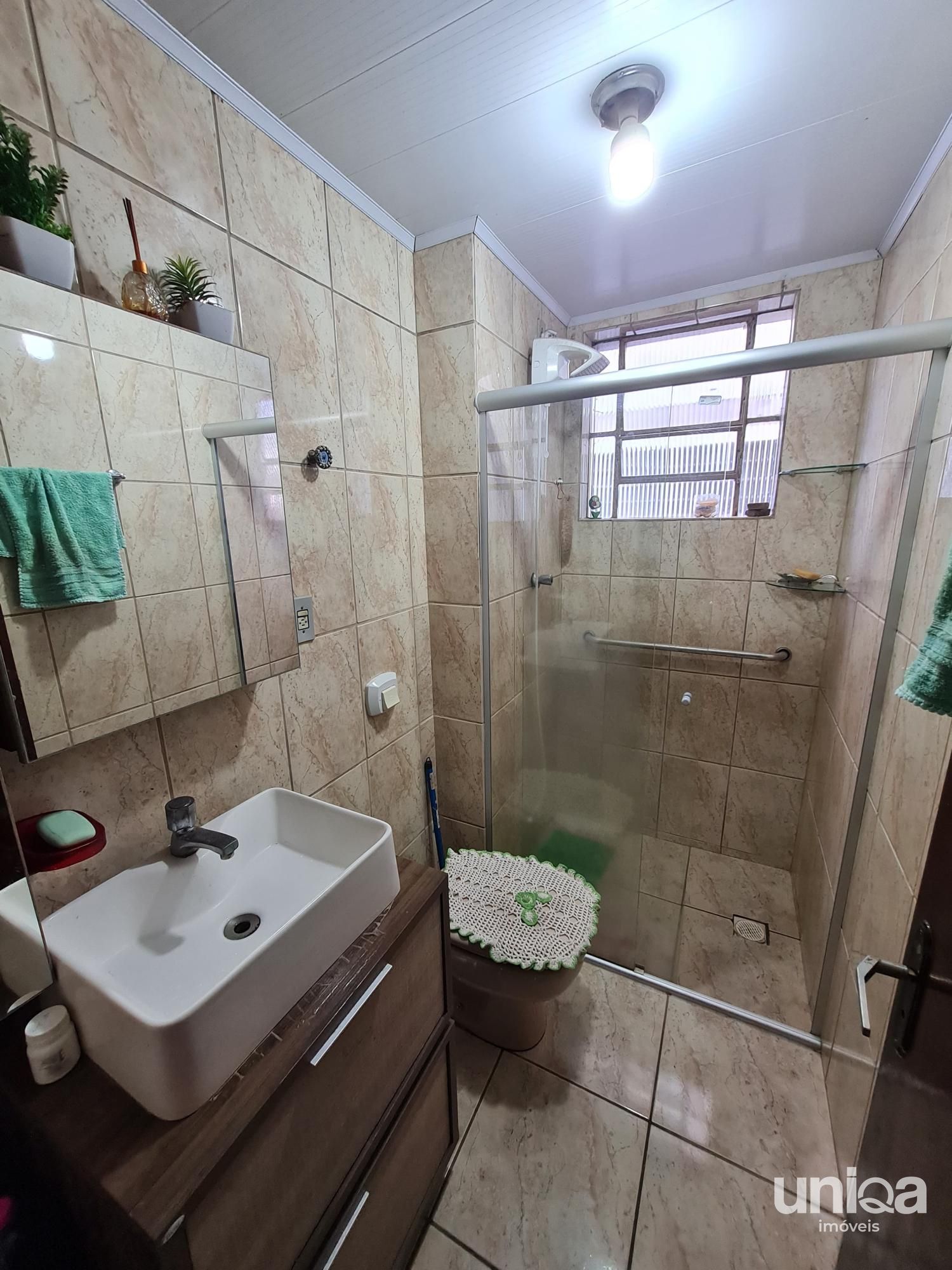 Apto para venda de 02 dormitórios sacada no Res. Morada do Sol em Santa Maria