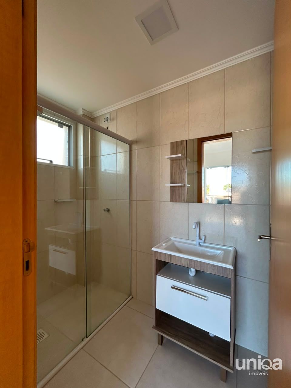 Apartamento 02 dormitórios Suíte Garagem em camobi