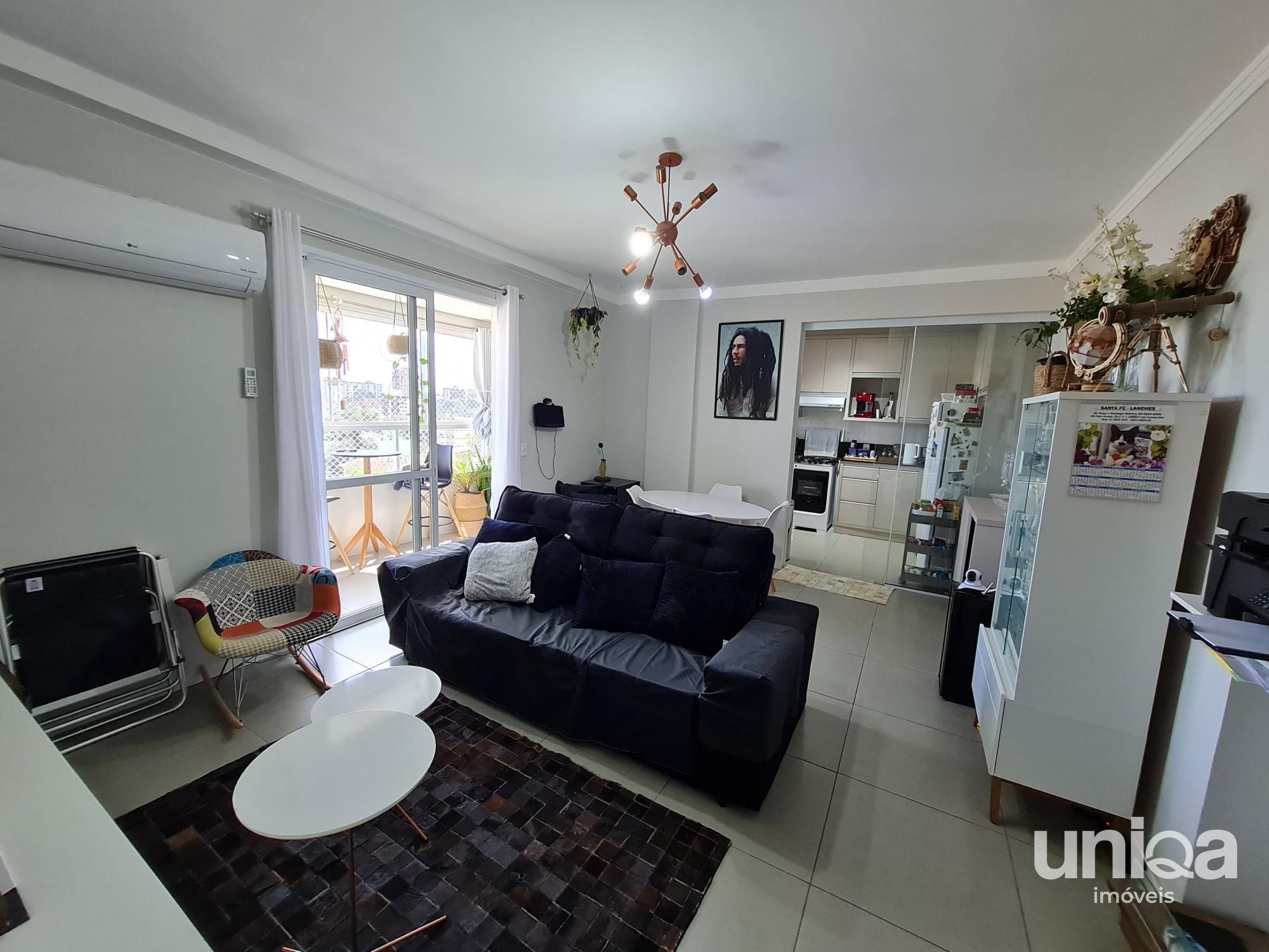 Apartamento de 02 dormitório Mobiliado no ed Torre de Vicenza em Santa Maria
