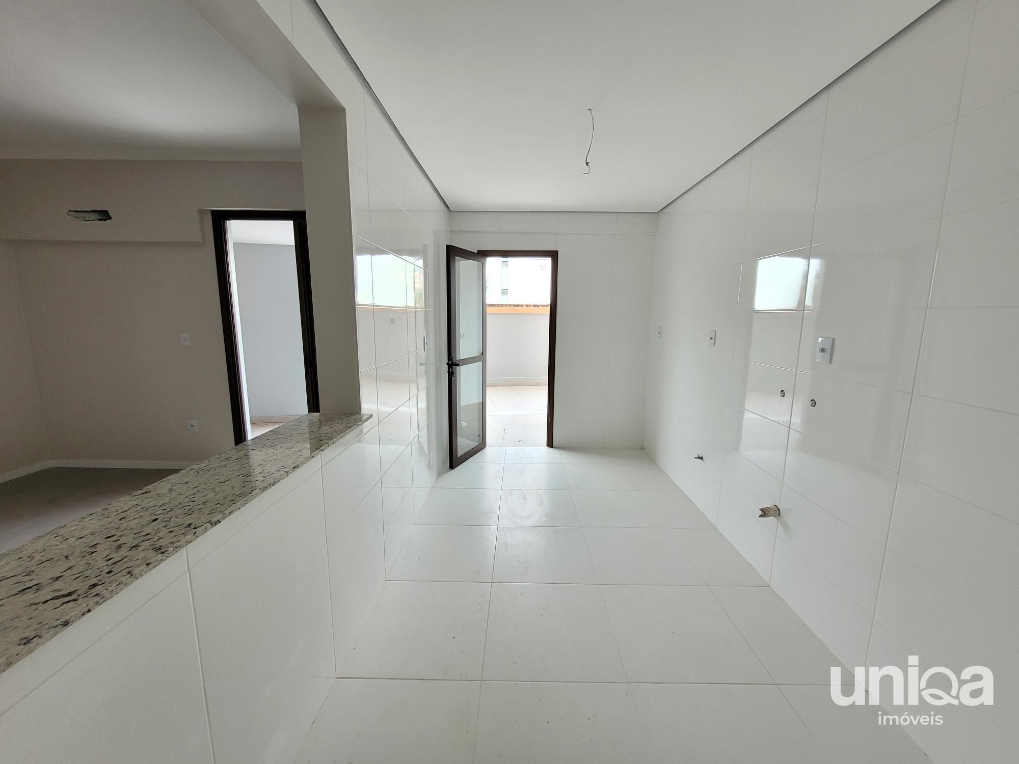 Apto para venda em Santa Maria 2 Dorm 2 garagens Elevador Ed Bernadete Tambara