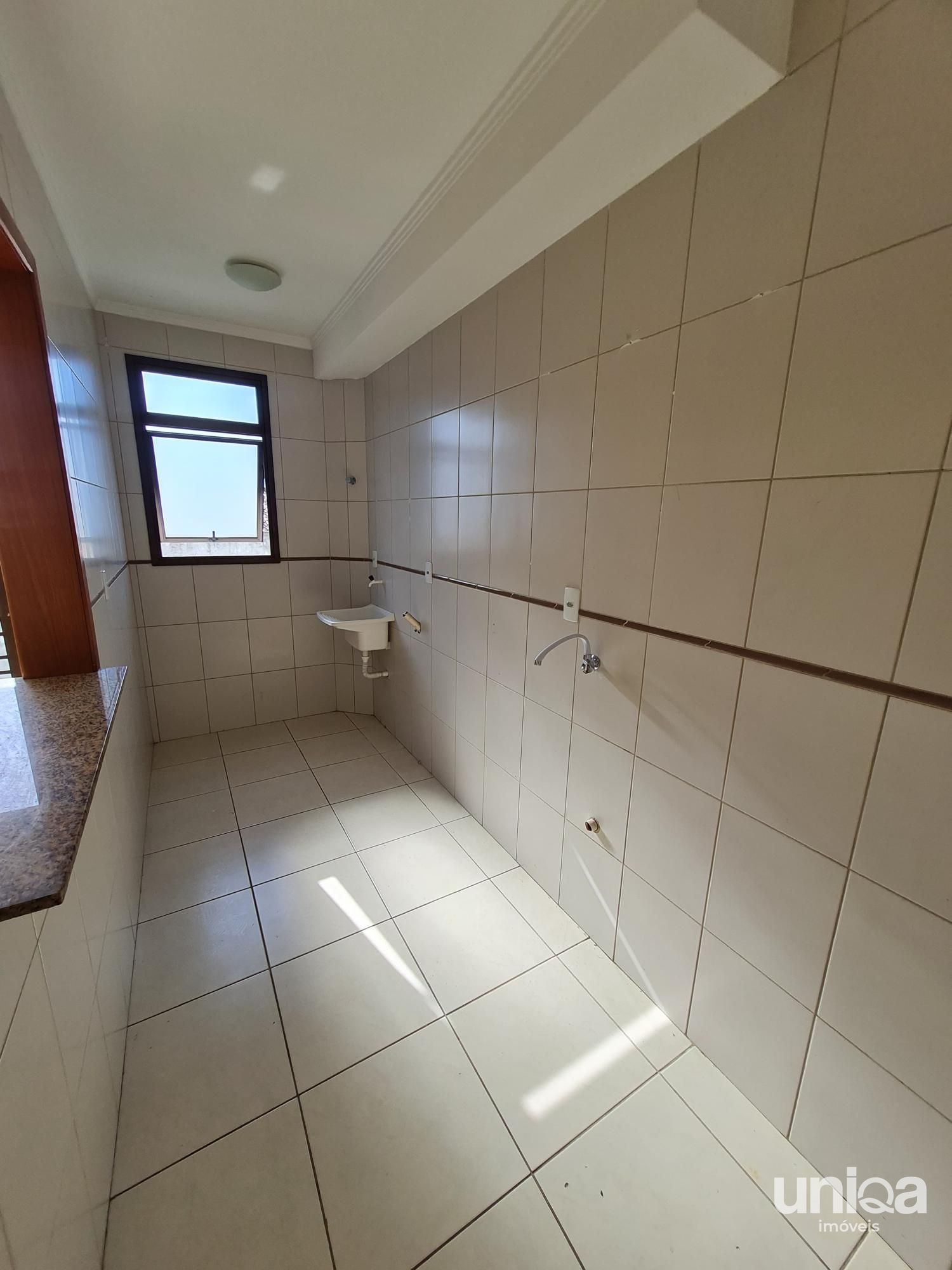 Apartamento 01 dormitório Elevador Garagem Sacada para venda em Santa Maria