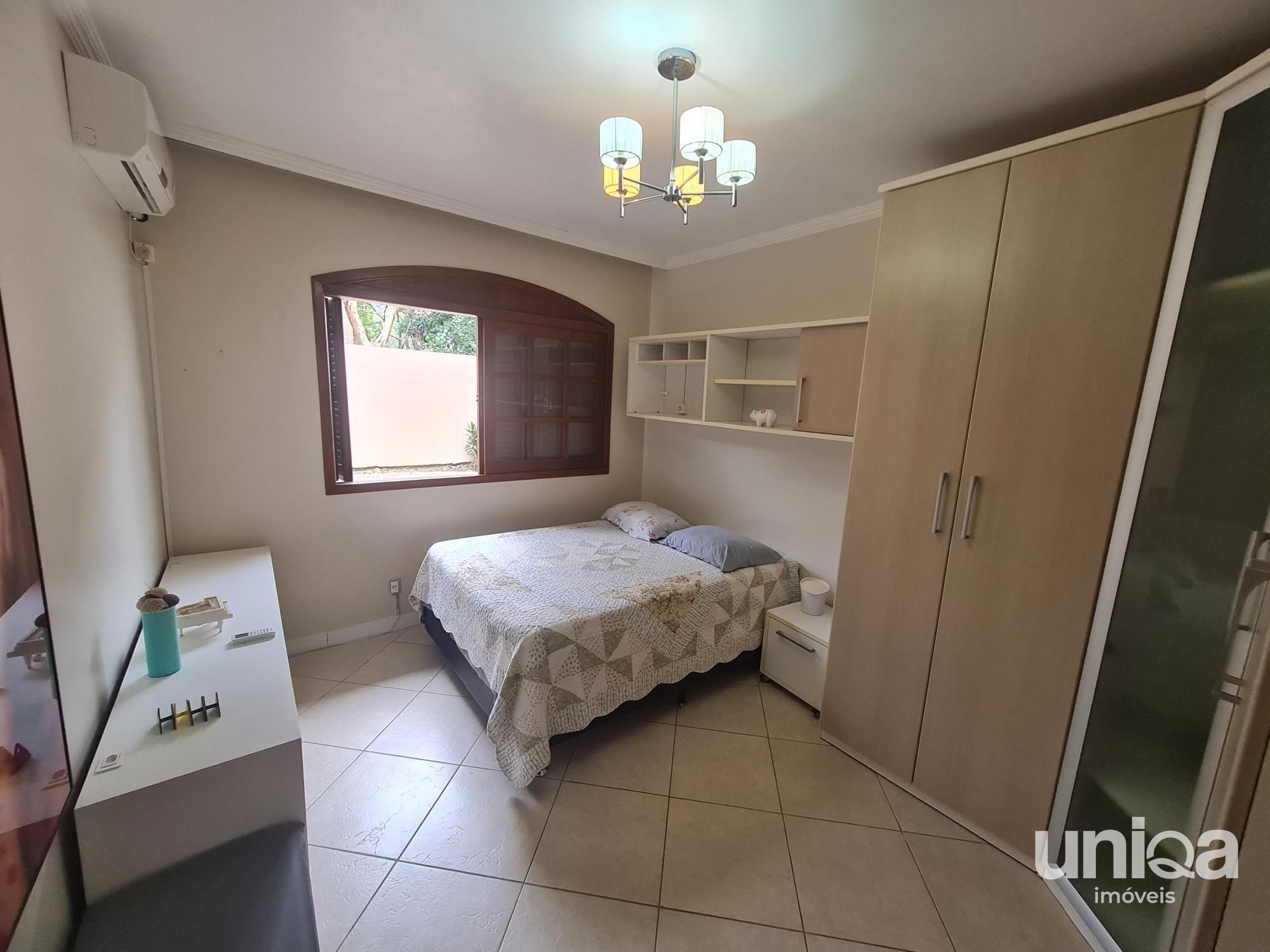 Casa 208m2 para venda no bairro camobi em Santa Maria RS próximo UFSM