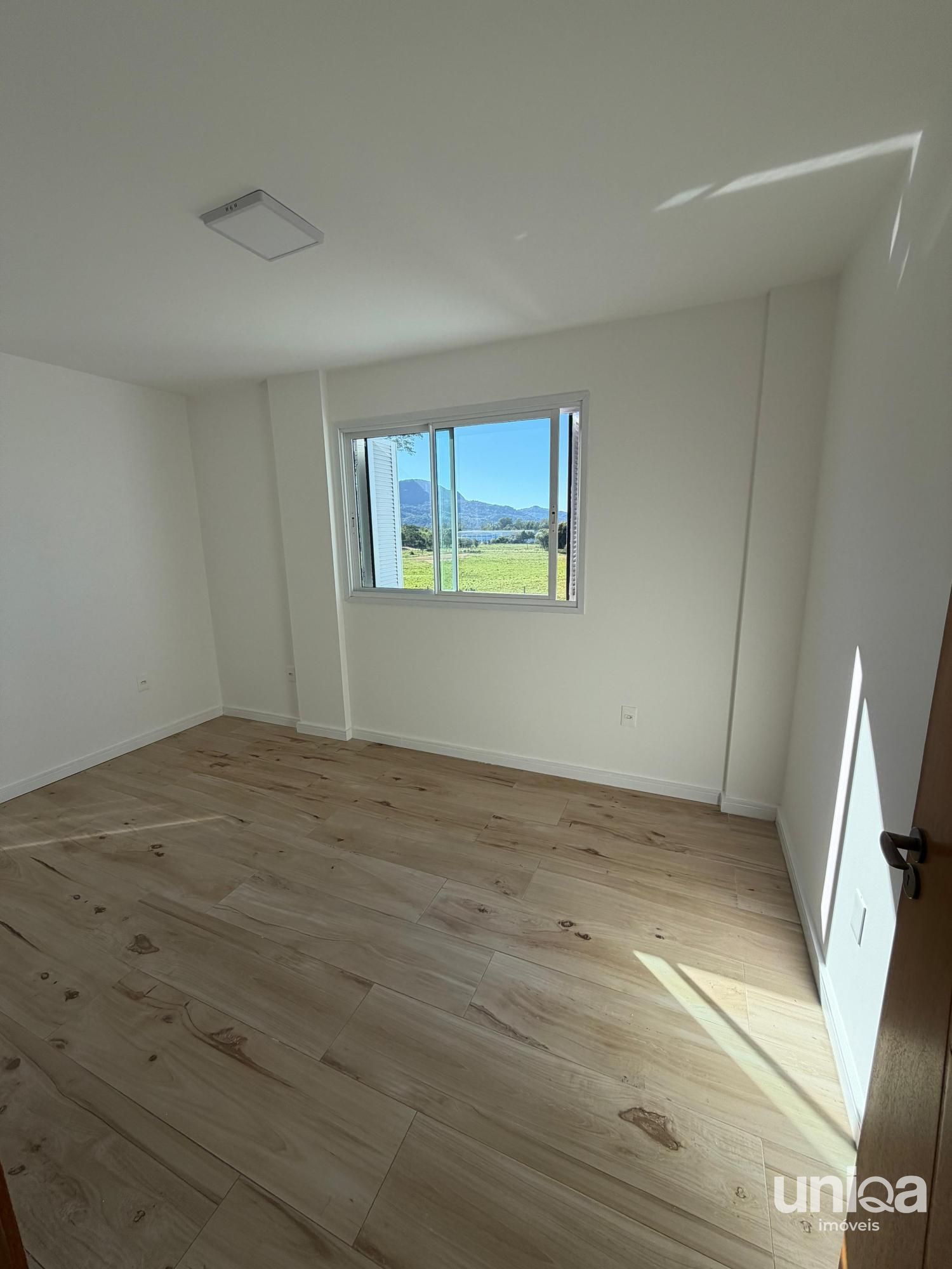 Apartamento 03 dormitórios suíte churrasqueira 02 vagas de garagem ed Sonho Real