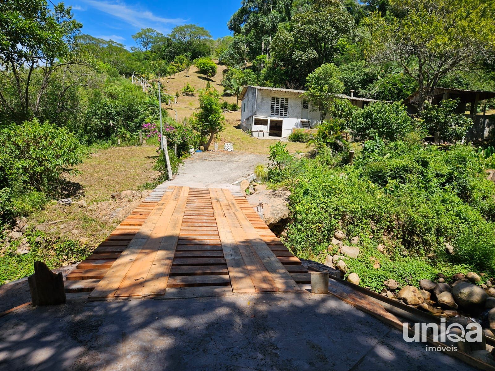 Chácara 2ha escriturada com casa riacho na estrada do radar 