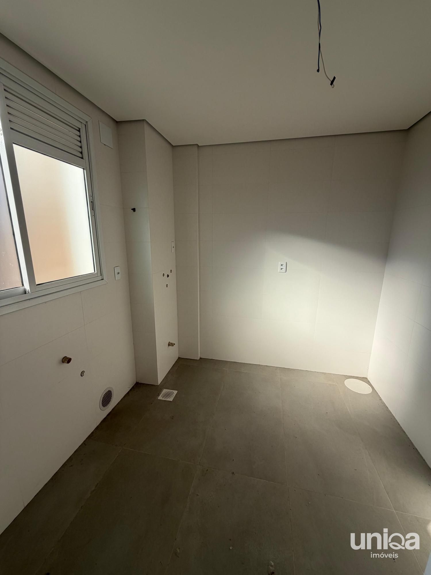 Apto 3dorm Alto Padrão 02 vagas garagem para venda em Sta Maria no Ed Montline