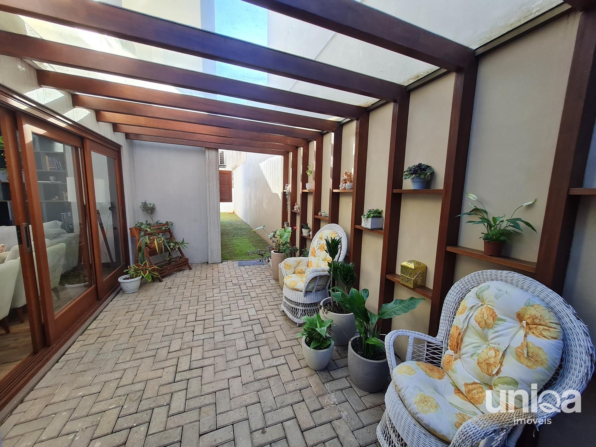 Casa alto padrão para venda condomínio fechado Pq das Oliveiras em Santa Maria