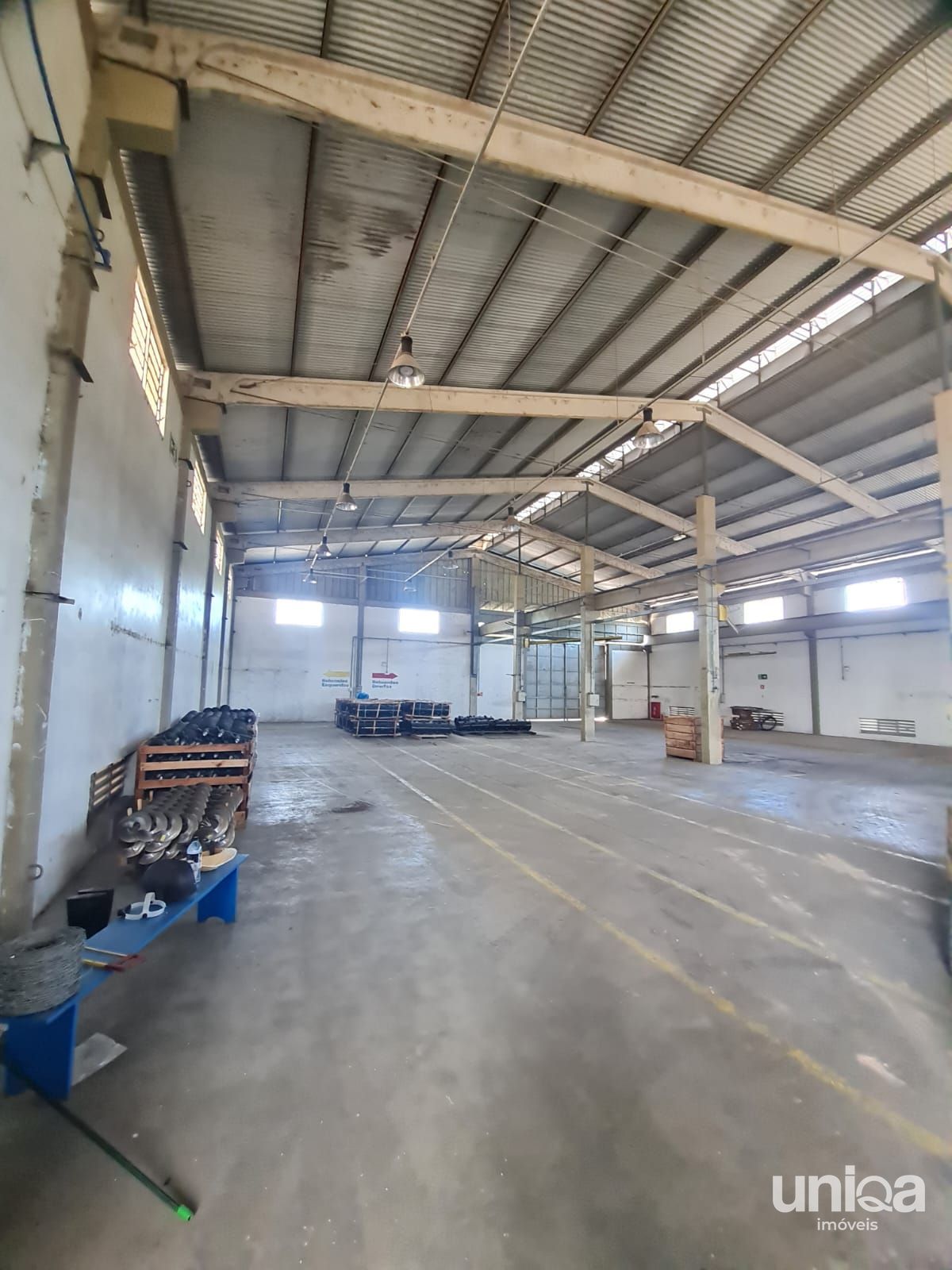 Alugo pavilhões industriais 6.000m2 escritório refeitório em
