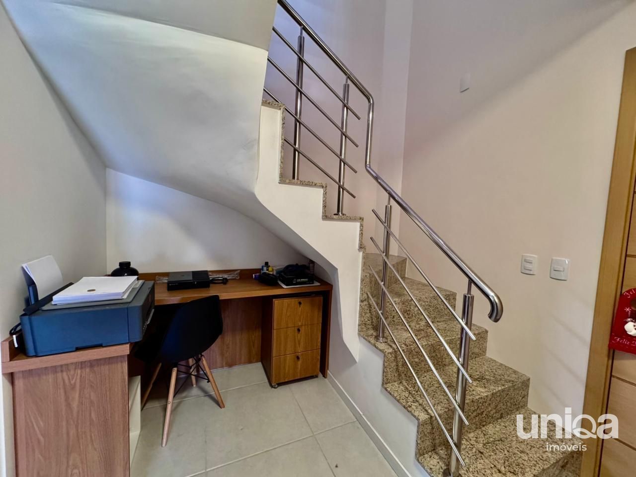 Cobertura 3D Suíte Semi-mobiliada Elevador para venda no Ed Jade