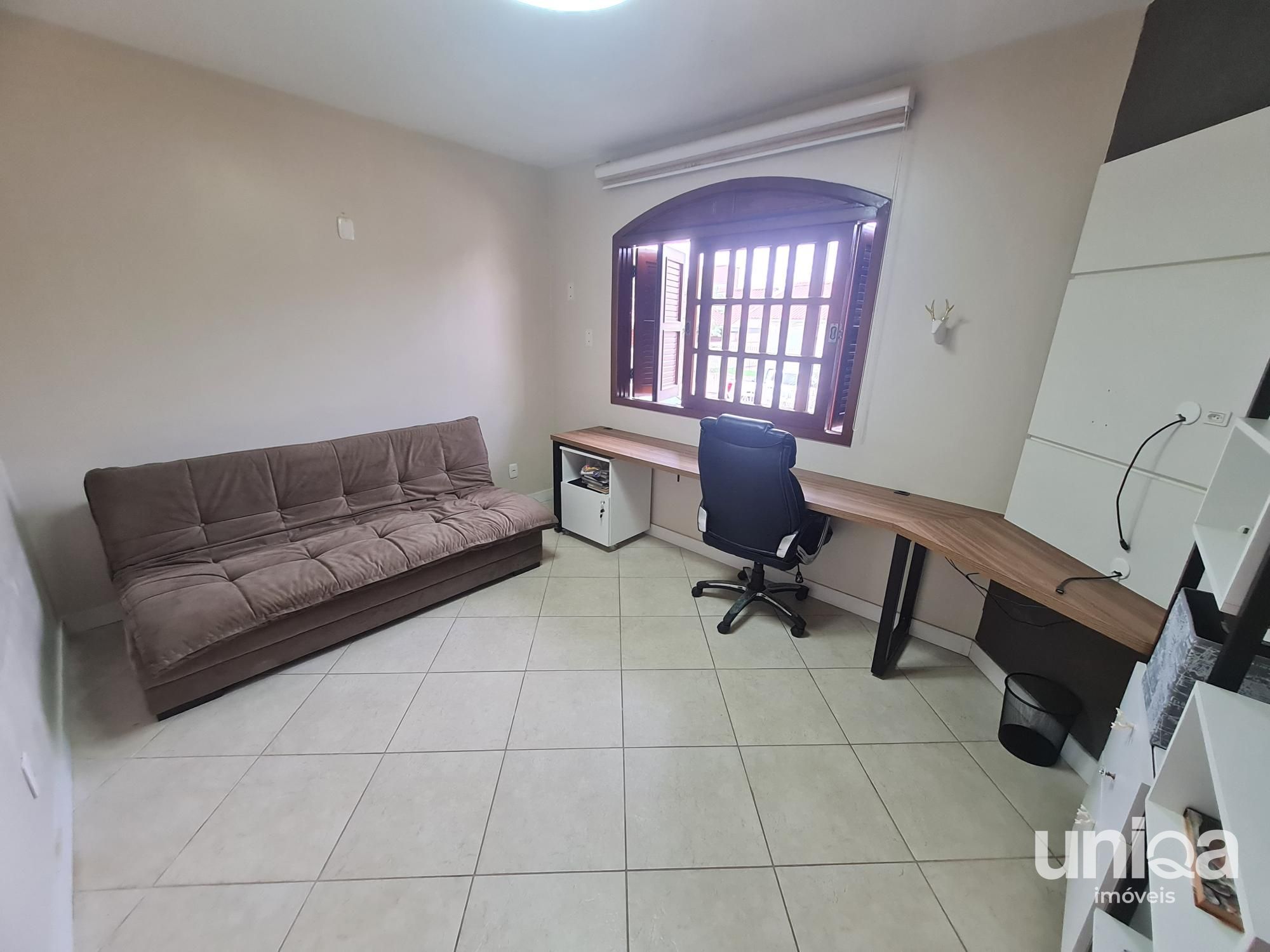 Casa 208m2 para venda no bairro camobi em Santa Maria RS próximo UFSM