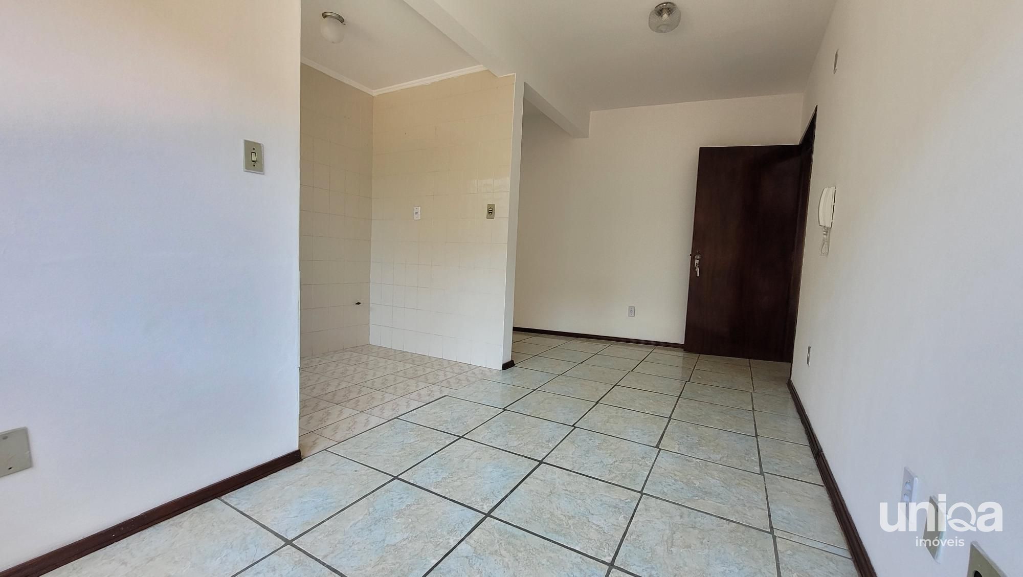 Apartamento de 01 dormitório com garagem próximo ao Colégio Fátima