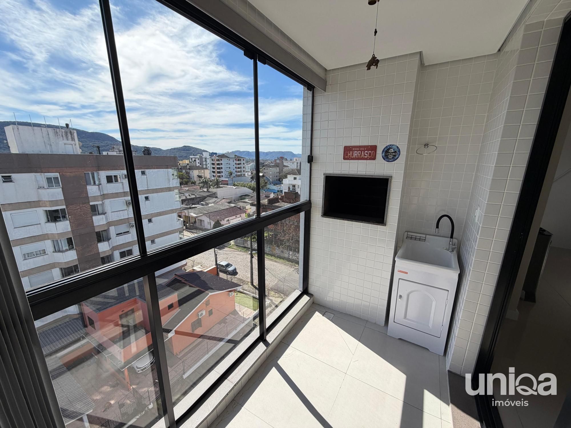 Alugo Apto 02 dormitórios Suíte, Mobiliado Sacada Chur Garagem em Camobi