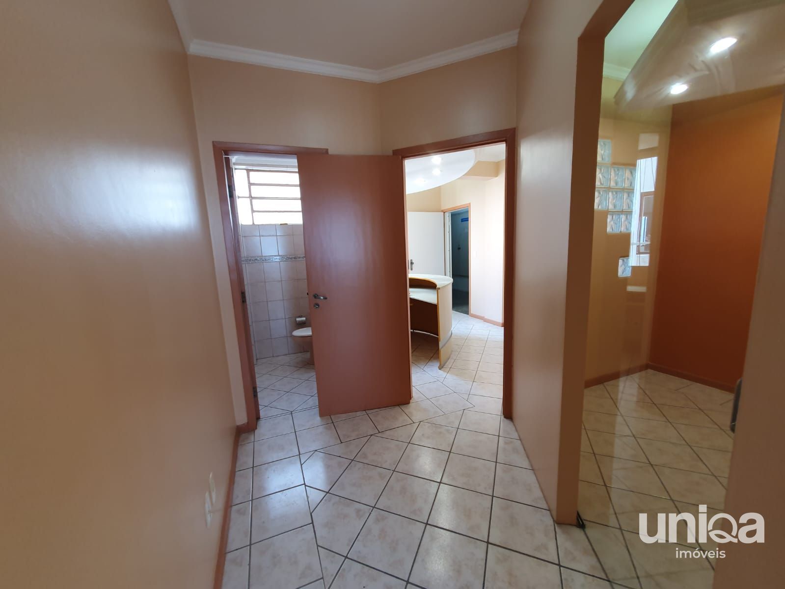 Sala Comercial para consultórios no centro de Santa Maria-RS