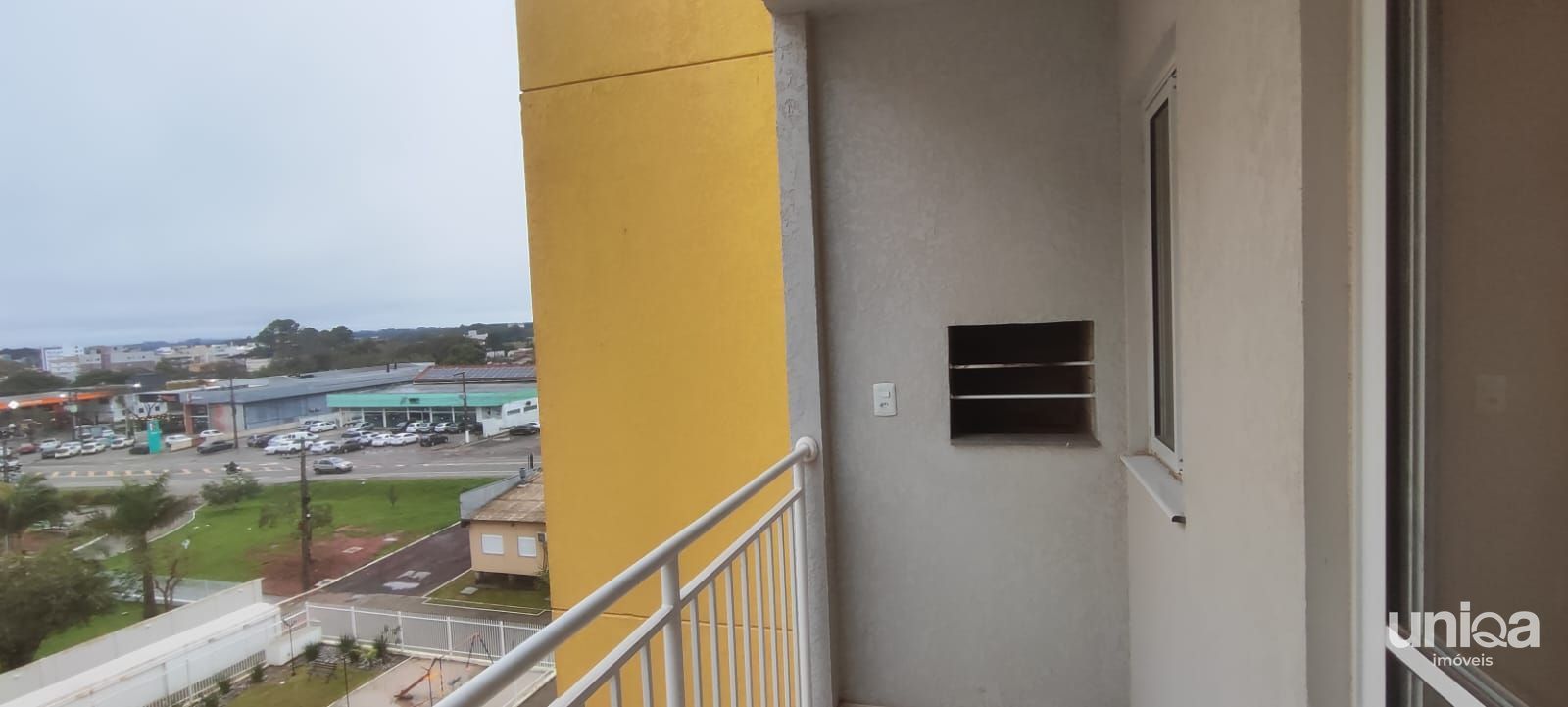 Apto Semi-mobiliado para locação Camobi de 02 dormitórios no ed Vila di Siena!