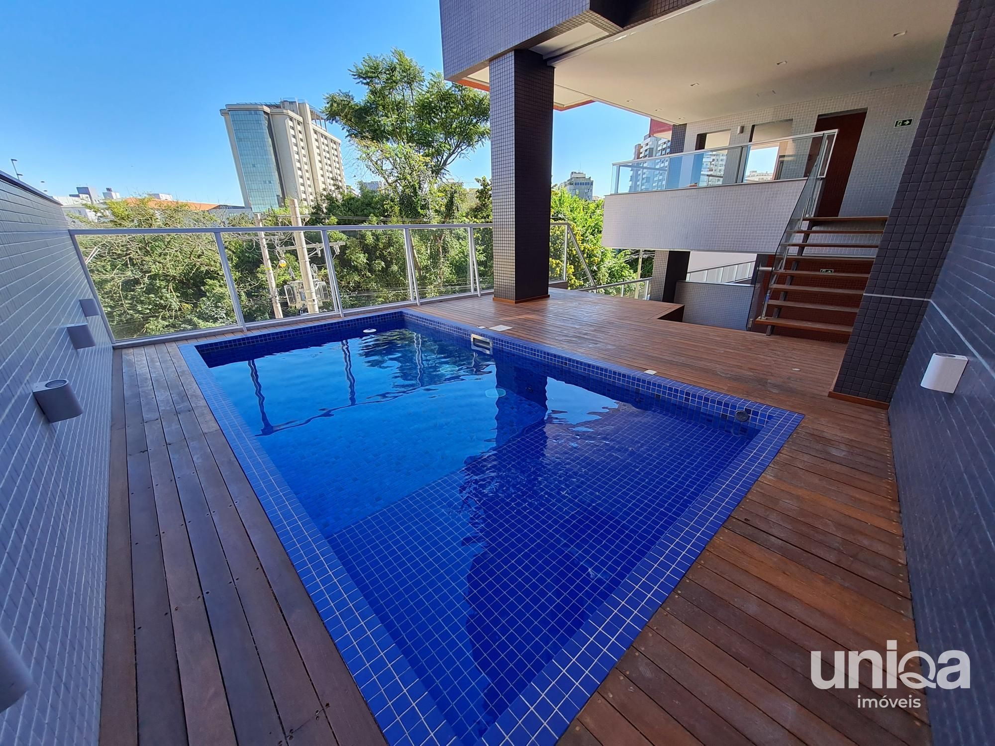 Apartamento 03 suítes a venda no centro de Santa Maria no ed Castro Alves