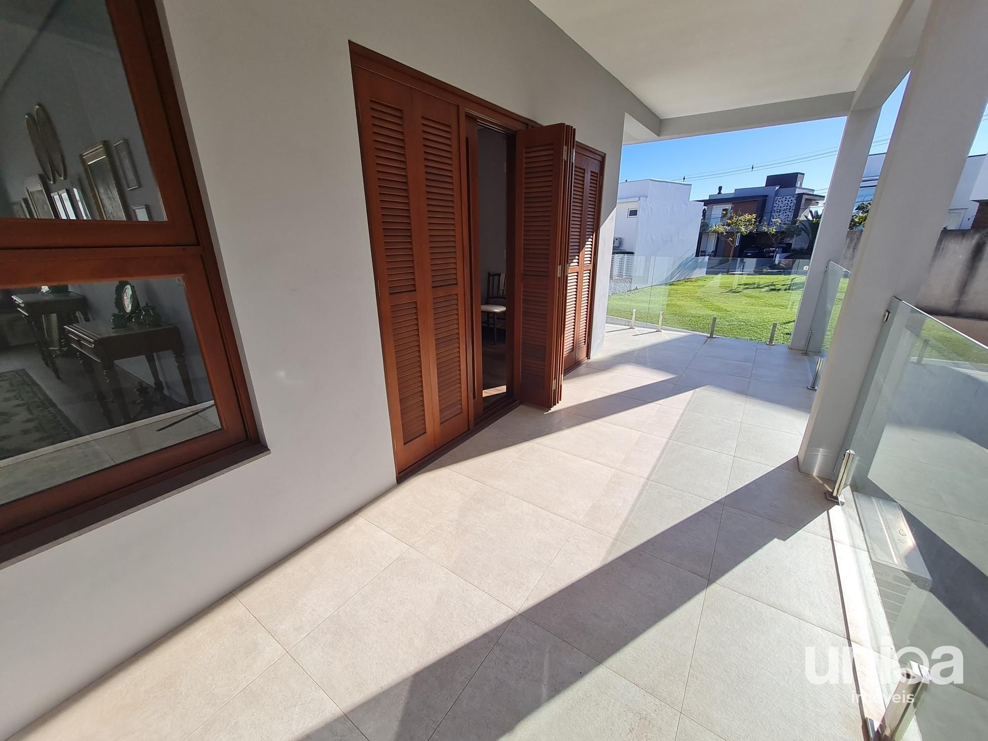 Casa alto padrão para venda condomínio fechado Pq das Oliveiras em Santa Maria