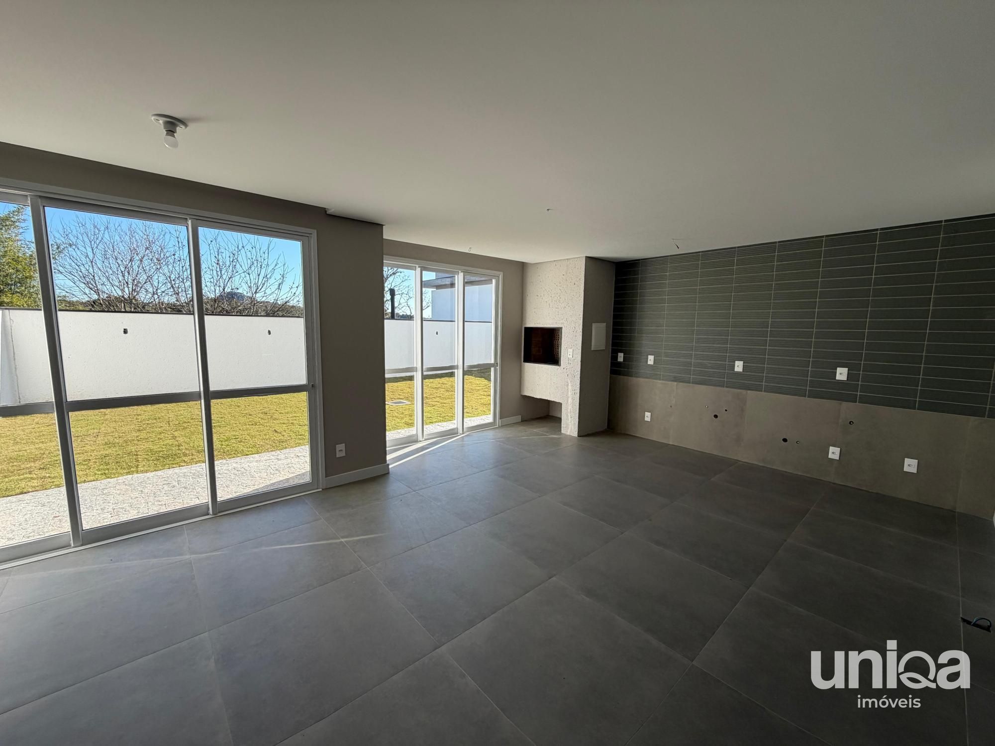 Casa 182m2 03 quartos, suíte garagem 02 carros Cond Villa Leona bairro São José