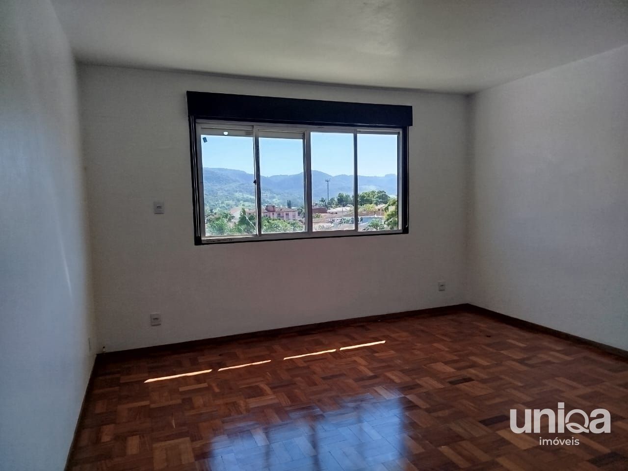 Casa para venda e locação no São José com 03 dormitórios