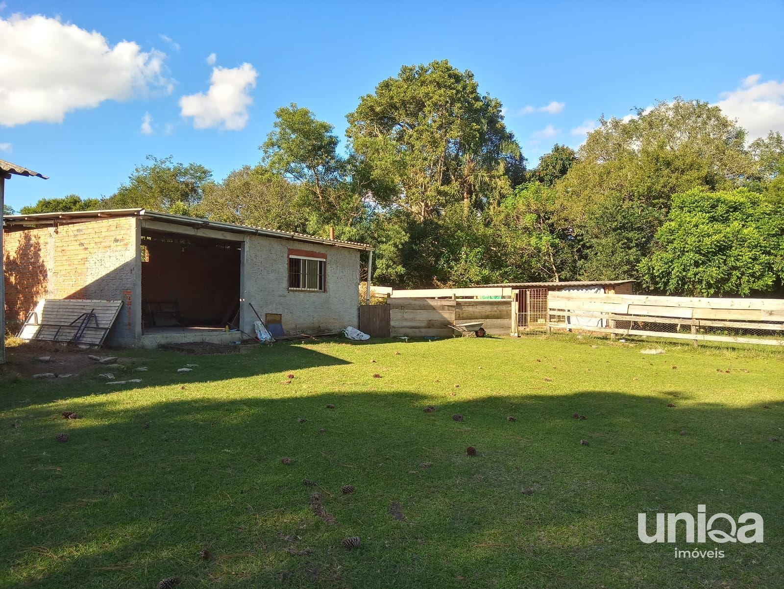 Belo sítio c/ lago e casa em construção - foto 7