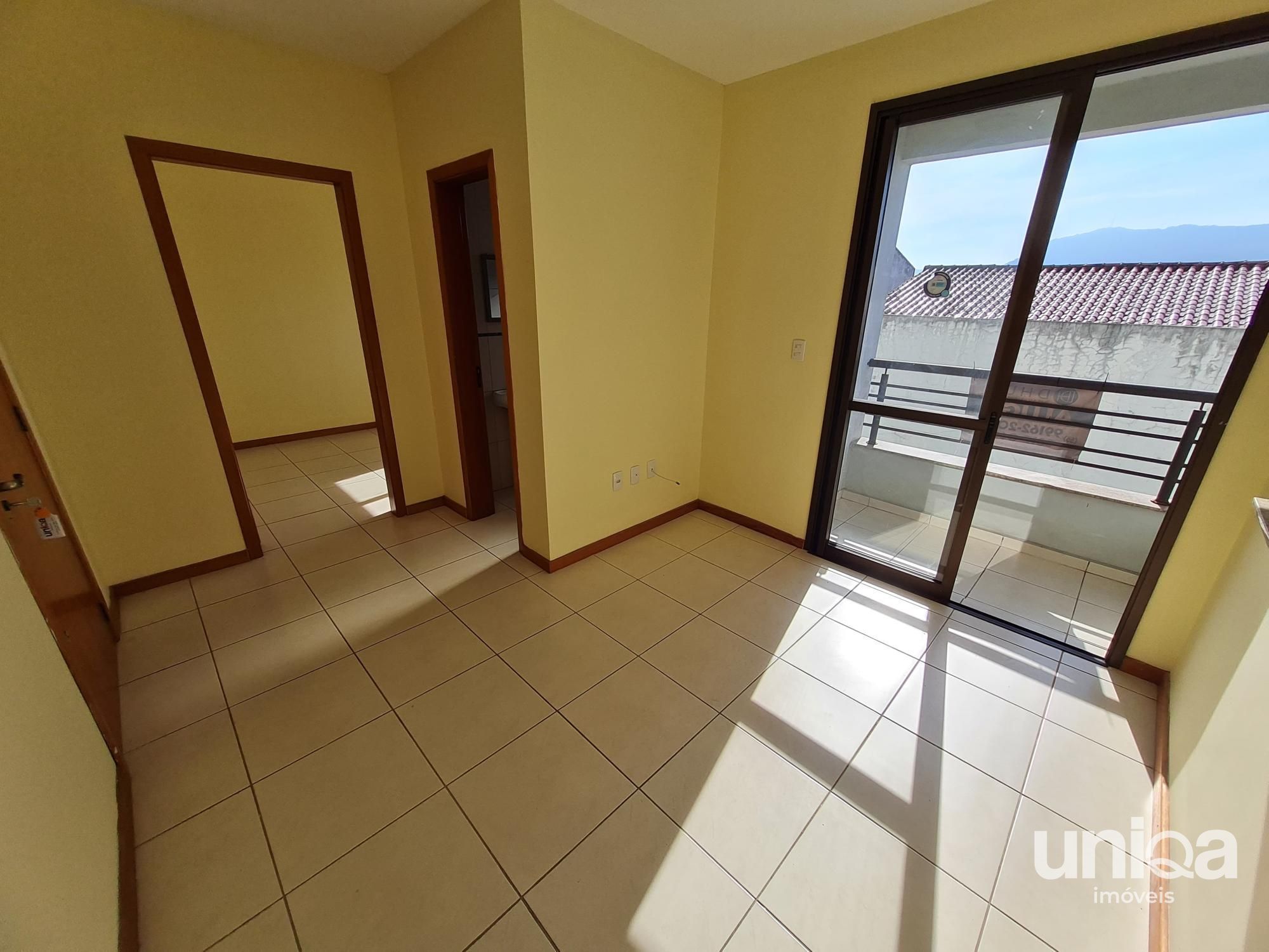 Apartamento 01 dormitório Elevador Garagem Sacada para venda em Santa Maria
