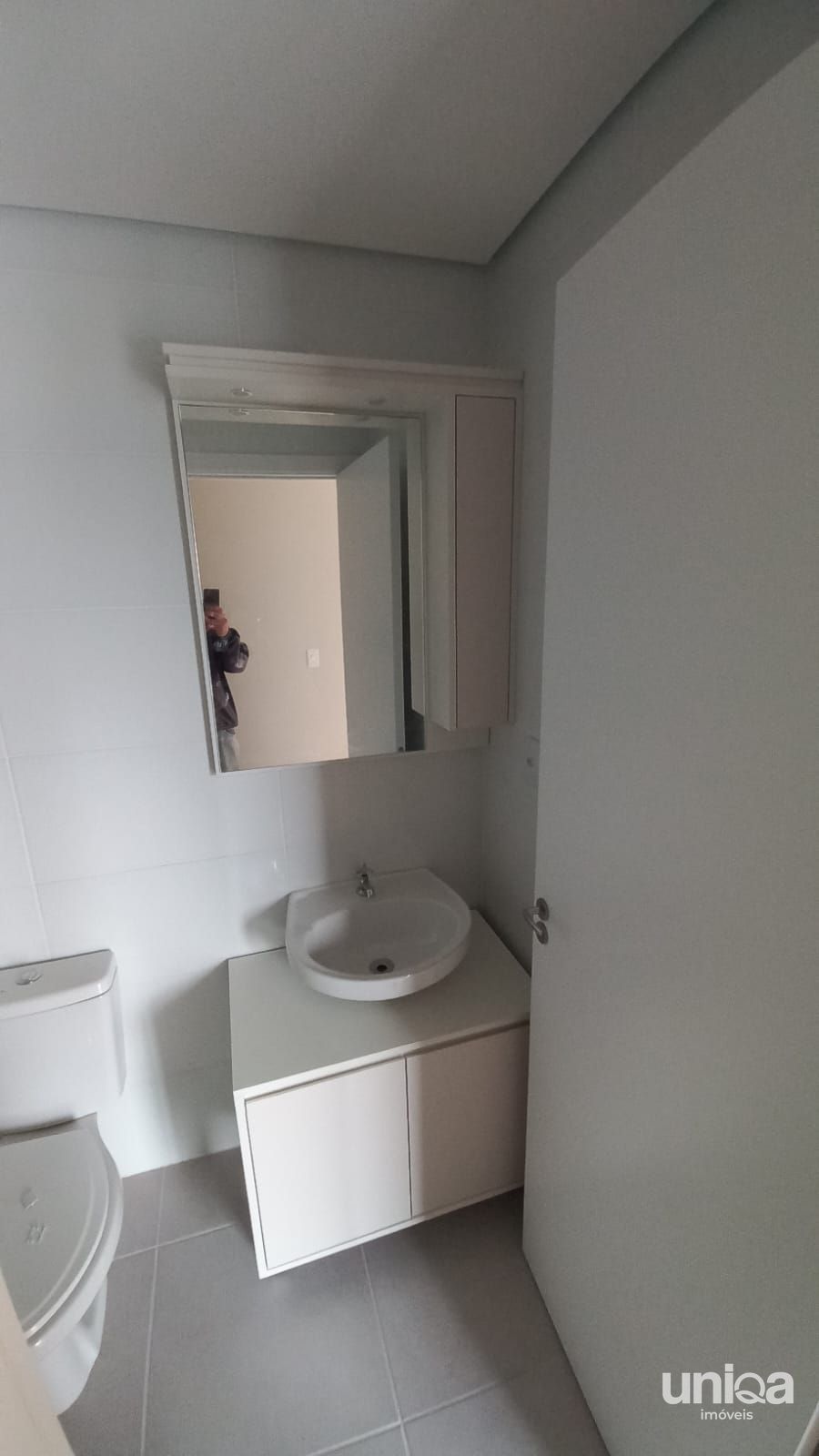 Apto semi-mobiliado para locação camobi de 02 dormitórios no