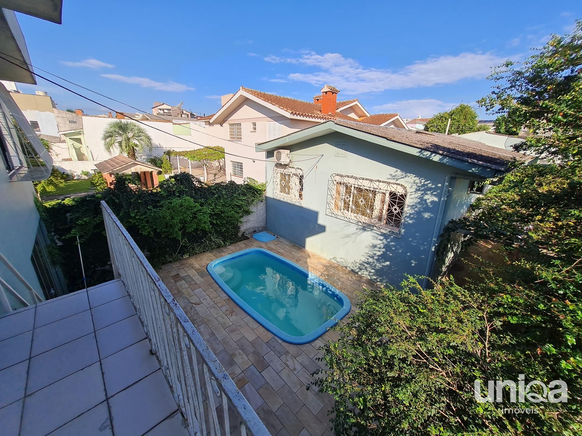 Casa térrea para venda com Energia Solar Piscina no Bairro Duque de Caxias