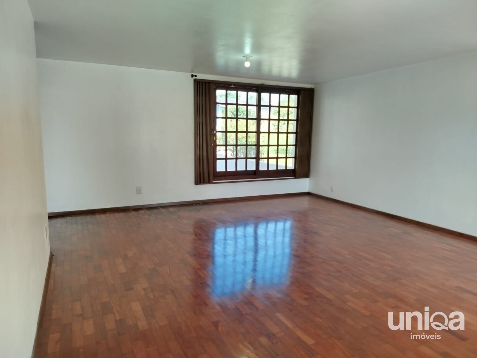 Casa para venda e locação no São José com 03 dormitórios
