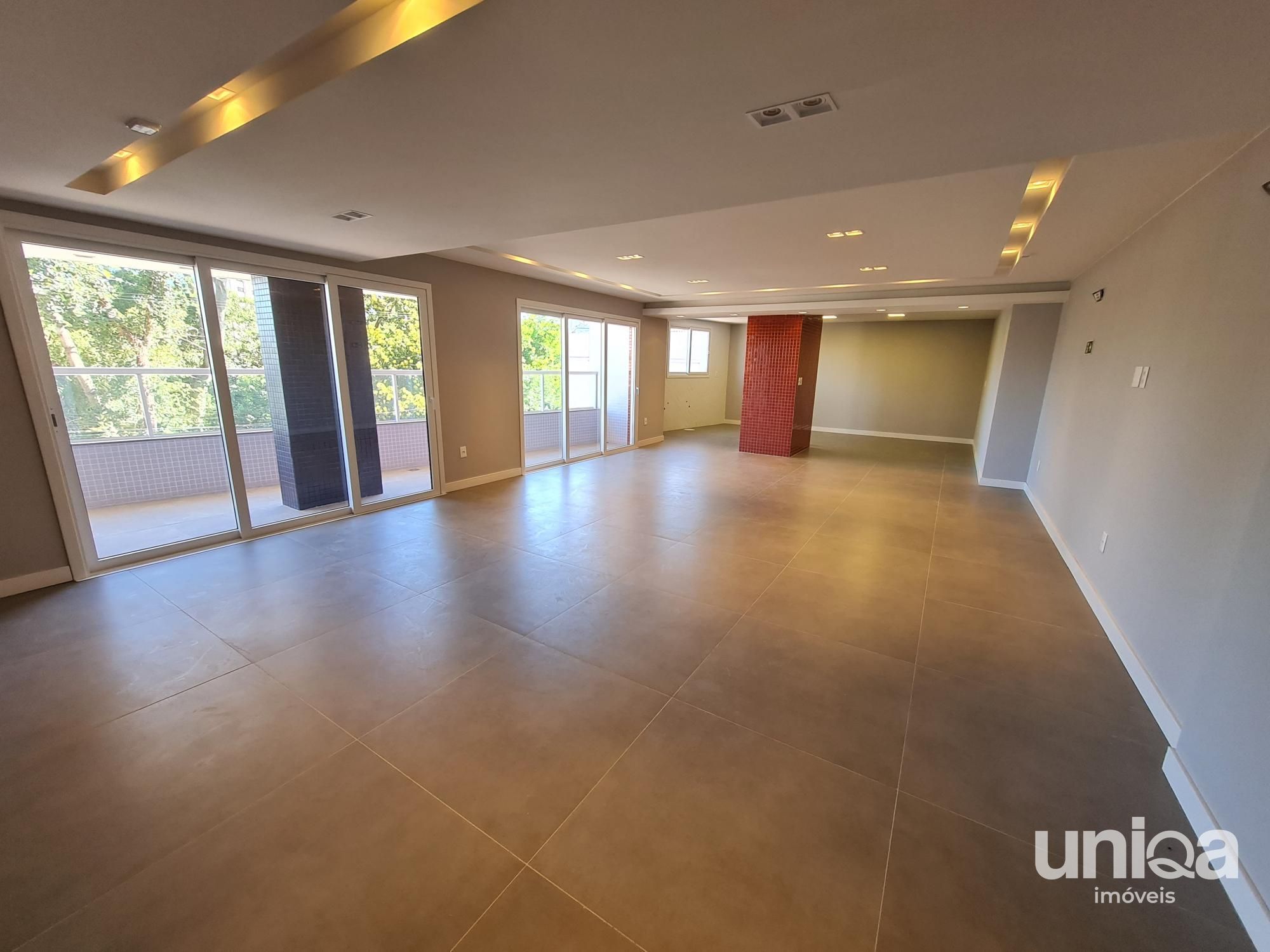 Apartamento 03 suítes a venda no centro de Santa Maria no ed Castro Alves