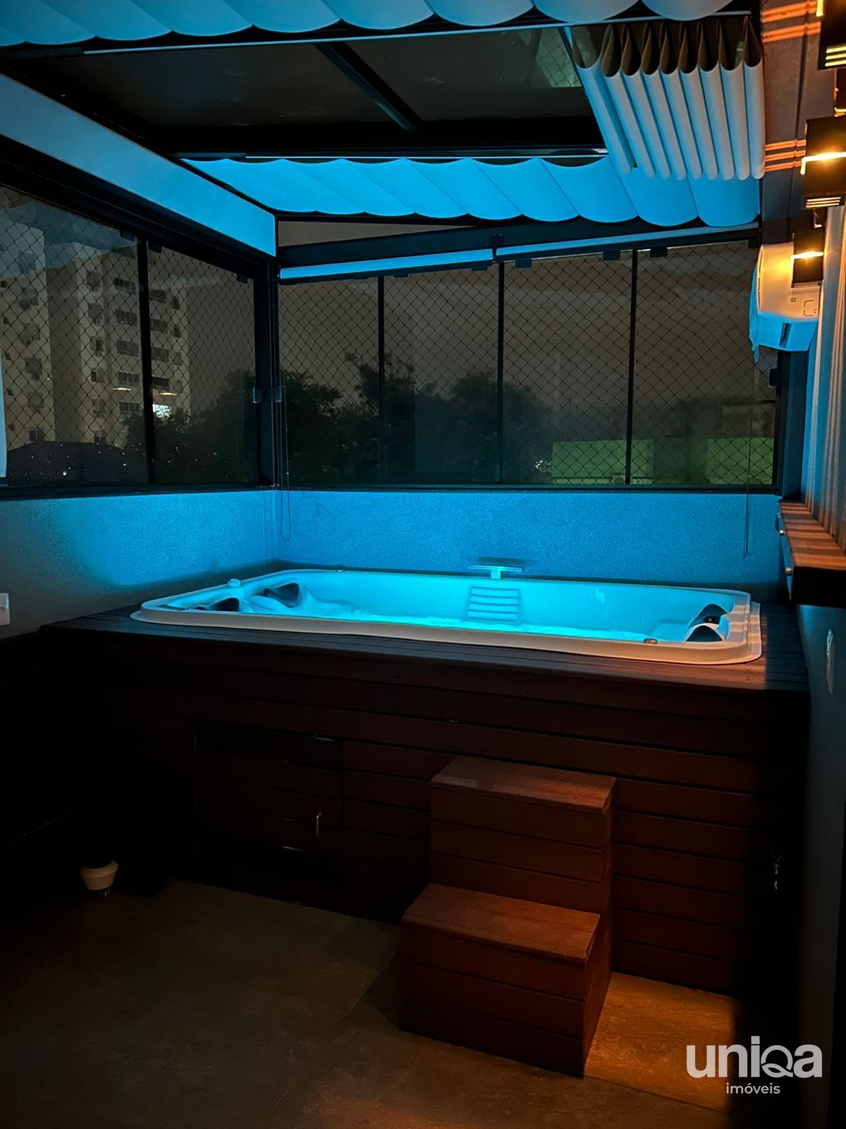 Cobertura 02 dorm para venda em Santa Maria Terraço com Jacuzzi no ed Vó Esther