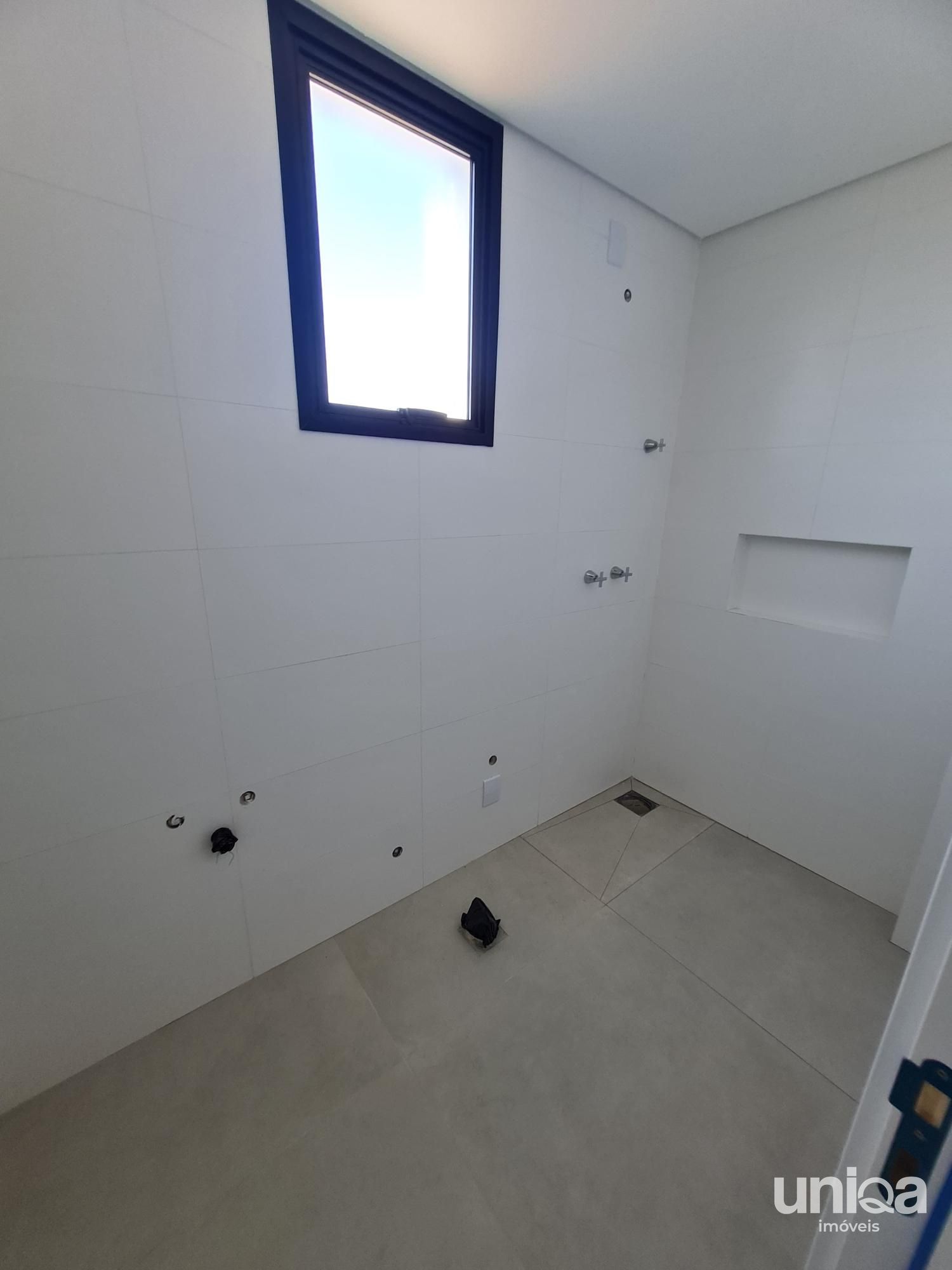 Apto 01 quarto novo para venda em camobi com sacada e churrasqueira ed Esperanto